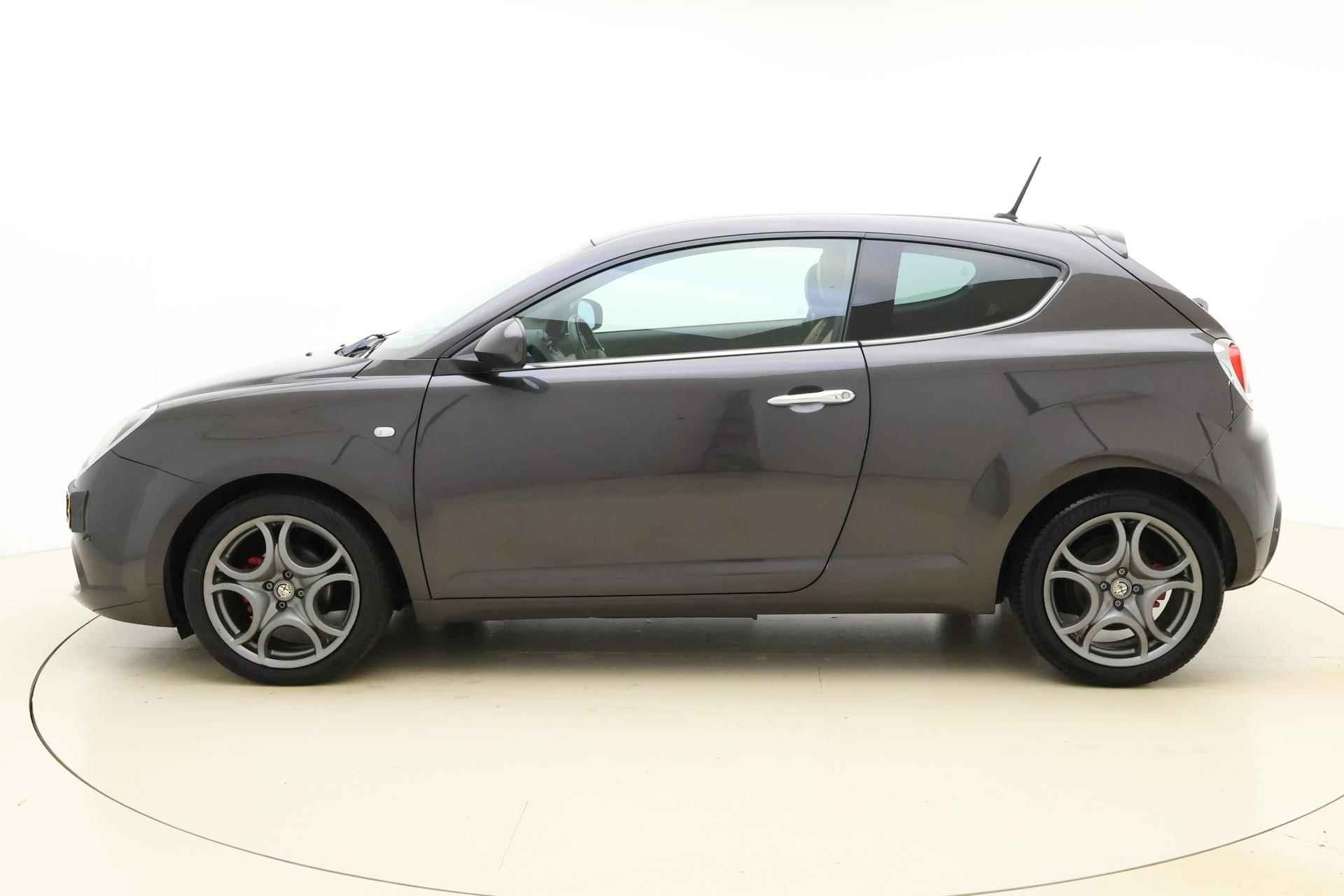 Alfa Romeo MiTo 0.9 TwinAir Junior | Navigatie | Climate Control | Cruise Control | LM-velgen | Lederen bekleding - 6/30