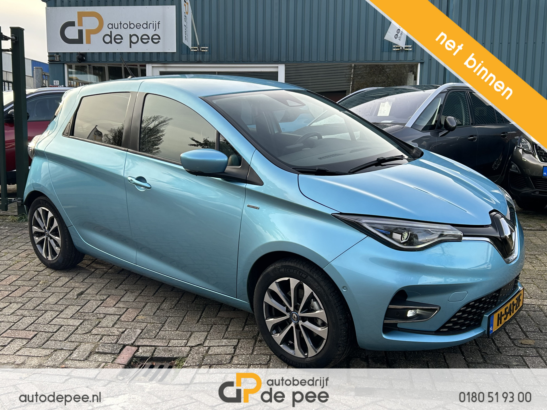 Renault ZOE R135 Edition One 52 kWh (€ 13950 NA SUBSIDIE) INCL.ACCU/GARANTIE/CARPLAY/LEDER/CLIMA/CRUISE/NAVI/LICHTMETAAL/TREKHAAK rijklaarprijs!