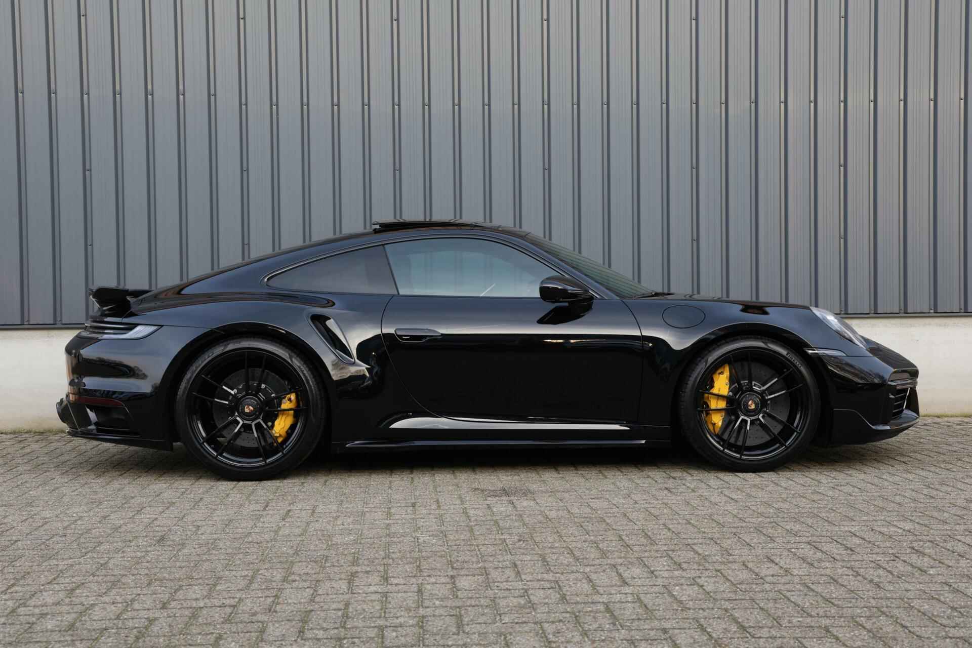 Porsche 911 3.8 Turbo S|Ceramic|Lift|Approved|Akrapovic|Xpel|Surround - 9/49