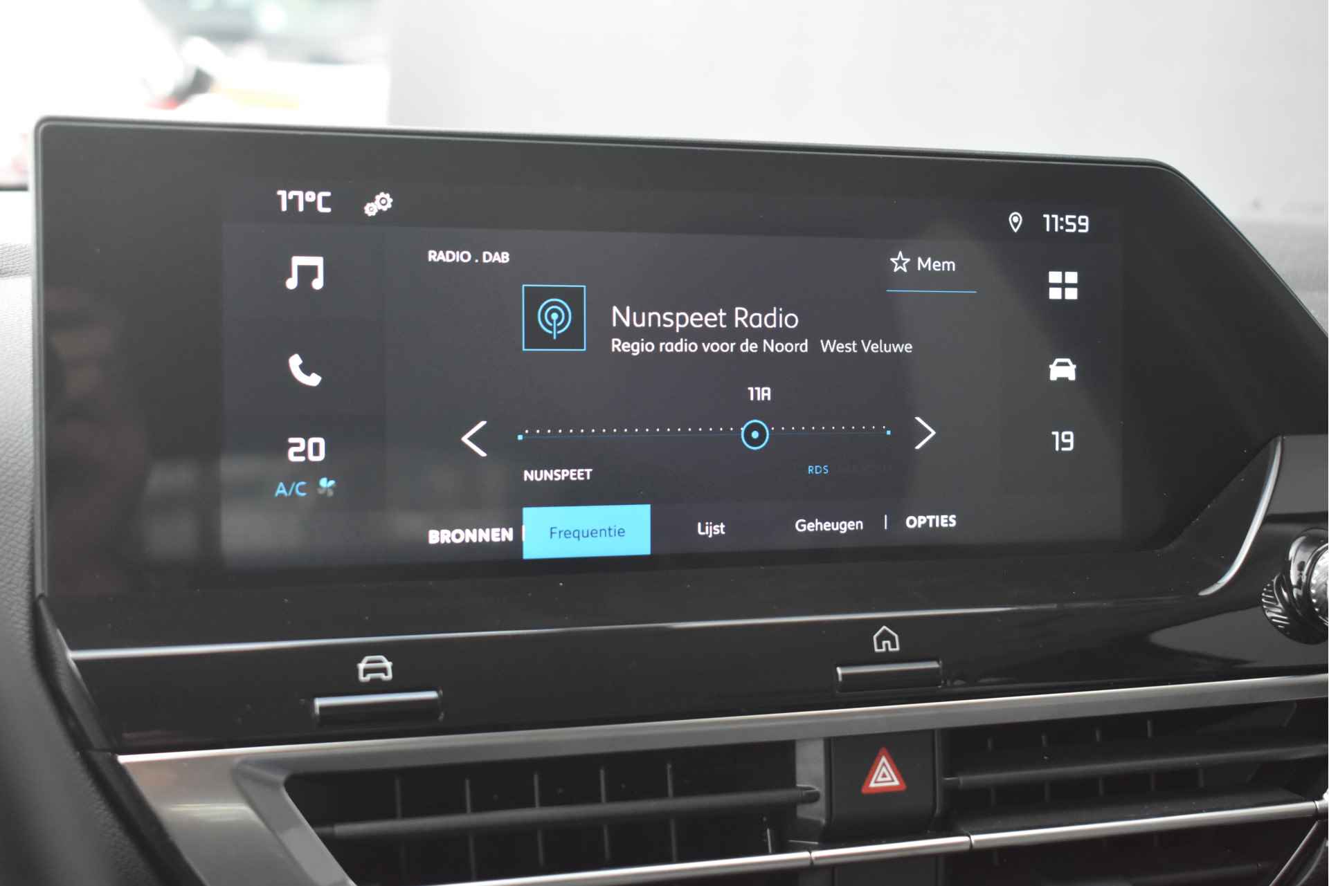 Citroën C4 1.2 Puretech Feel 100pk | Navigatie by App | AllSeason | Full-LED | Climate Control | Parkeersensoren | Cruise Control | !! - 20/42