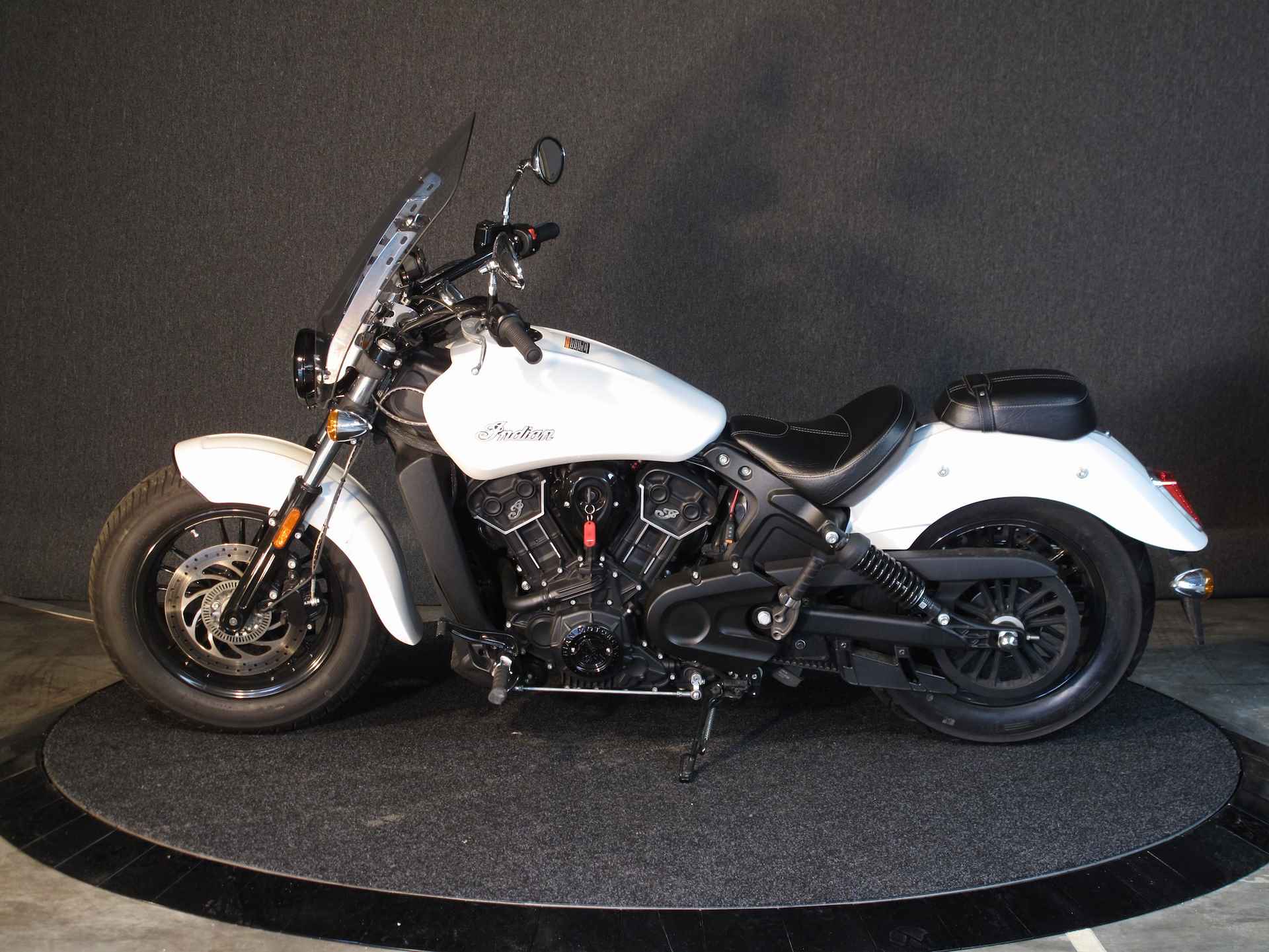 Indian Scout Sixty Official Indian Motorcycle Dealer - 1/13