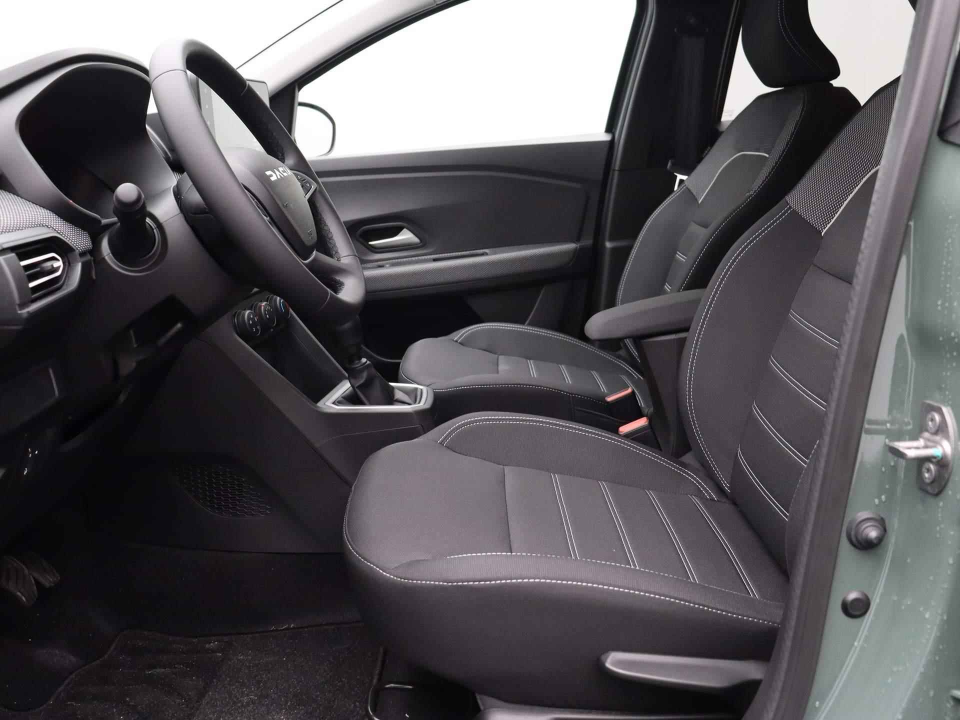 Dacia Jogger TCe 110pk Expression 7p. | 7 Zitplaatsen | Achteruitrijcamera | Apple Carplay | Android Auto | - 15/44