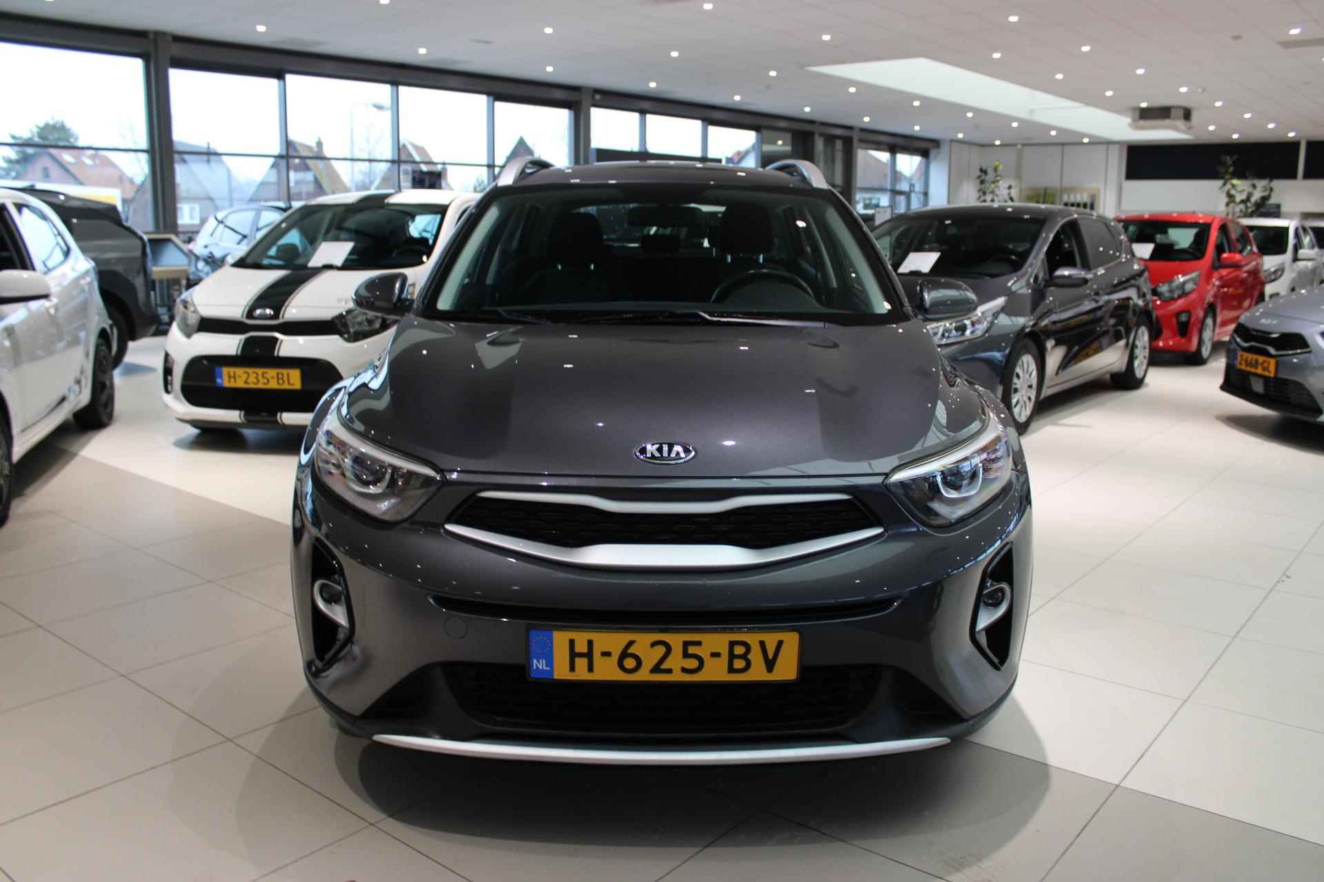 Kia Stonic 1.0 T-GDi DynamicLine AUTOMAAT l Navigatie | Camera | Airco | Apple Carplay/Android Auto | PDC | LMV 17 inch - 2/14