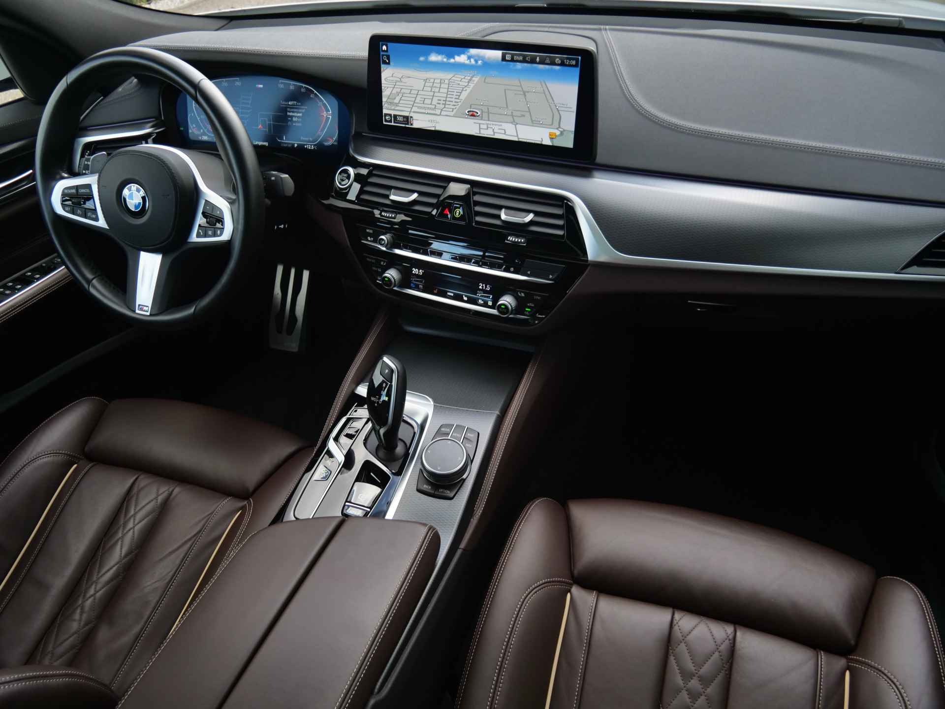 BMW 6 Serie Gran Turismo 640i xDrive334 Pk Automaat High Executive Edition Navi / Pano-dak / DAB / Apple Carplay / Camera - 2/54