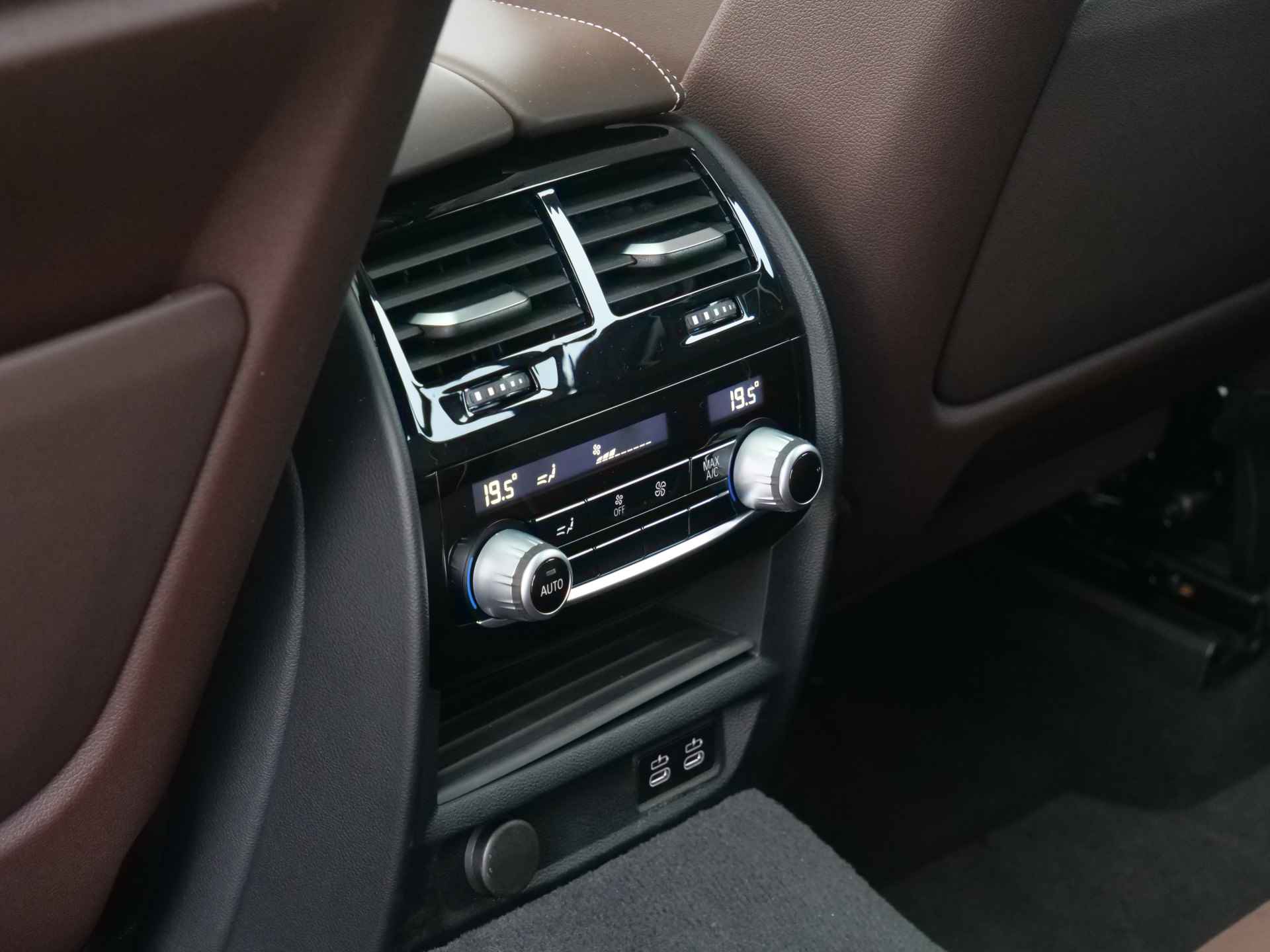 BMW 6 Serie Gran Turismo 640i xDrive334 Pk Automaat High Executive Edition Navi / Pano-dak / DAB / Apple Carplay / Camera - 25/54