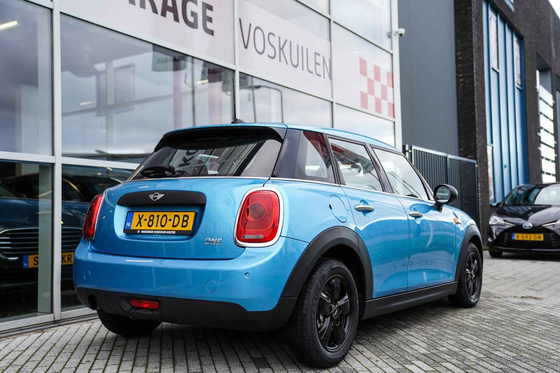 Mini Cooper 1.5 One Apple Carplay Navigatie 102pk 5drs Blue - 31/36