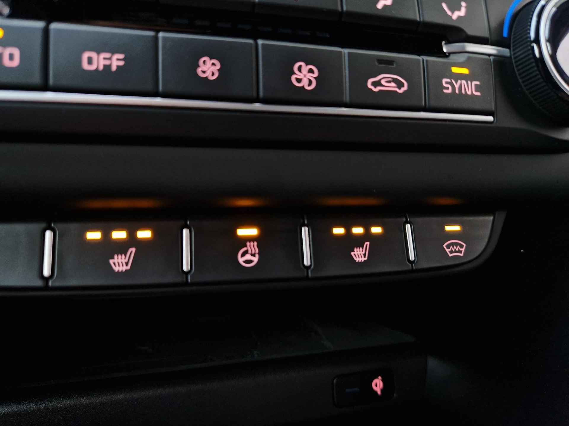 Kia ProCeed 1.5 T-GDi GT-Line 160 PK Automaat | JBL | Camera | Navi | H-Leder | 17" Velgen | Stuur-/stoelverwarming | Clima | Key-Less | Apple CarPlay/Android Auto | PDC | Cruise | LED | - 14/30