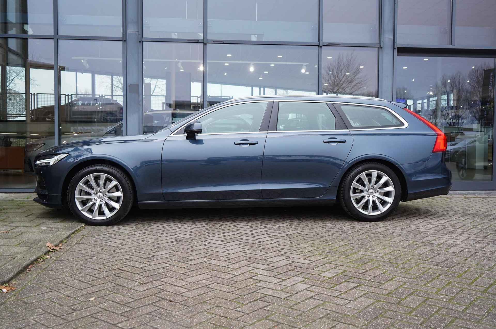 Volvo V90 2.0 T5 90th Anniversary Edition | Automaat | Blond leder | Elektrische achterklep | Stoelverwarming | Apple Carplay | Dealer onderhouden - 3/28