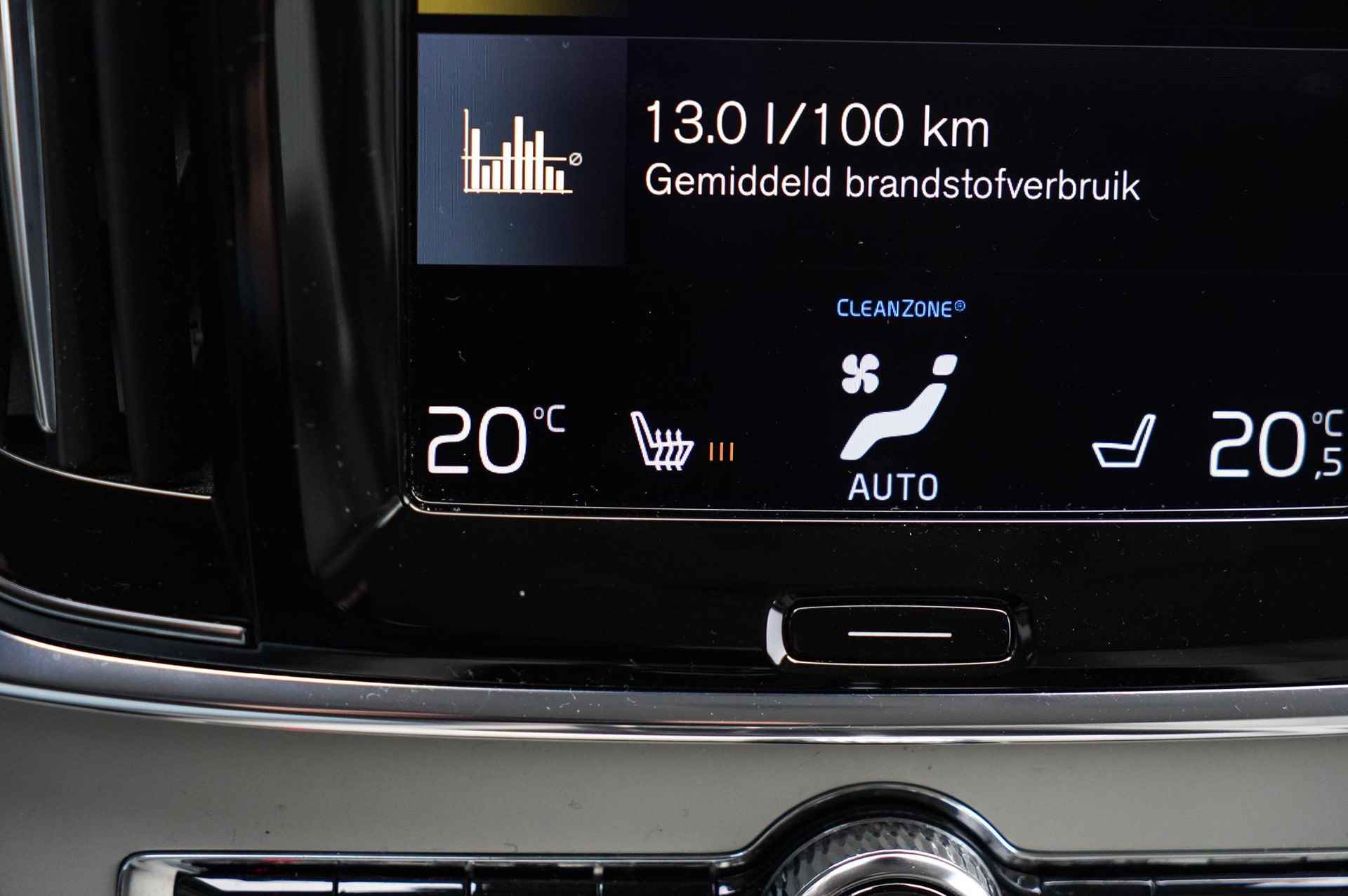 Volvo V90 2.0 T5 90th Anniversary Edition | Automaat | Blond leder | Elektrische achterklep | Stoelverwarming | Apple Carplay | Dealer onderhouden - 26/28