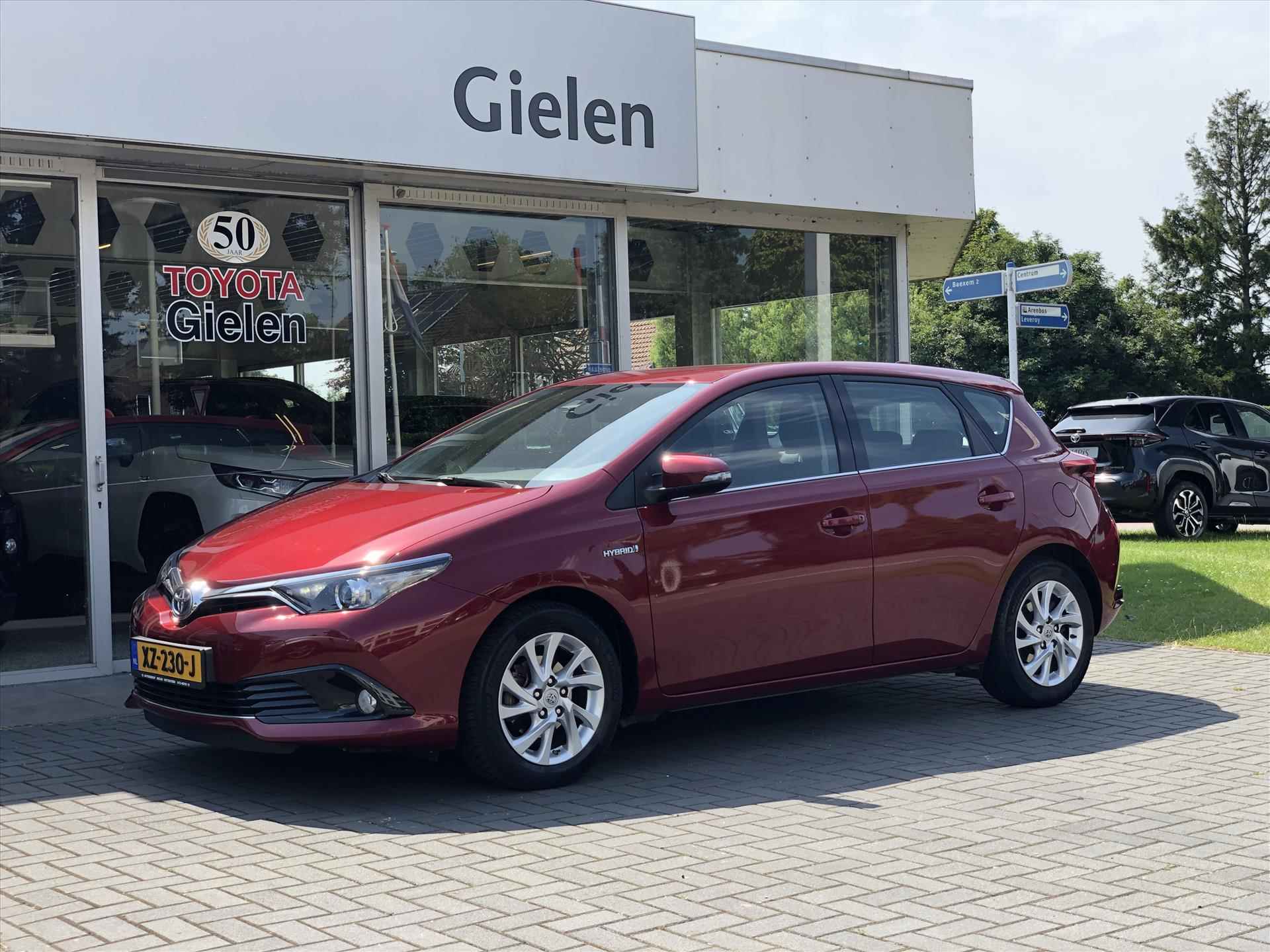 Toyota Auris 1.8 Hybrid Dynamic | Navigatie, Parkeercamera, Cruise control, Climate control, Bluetooth, Stuurbediening - 7/33