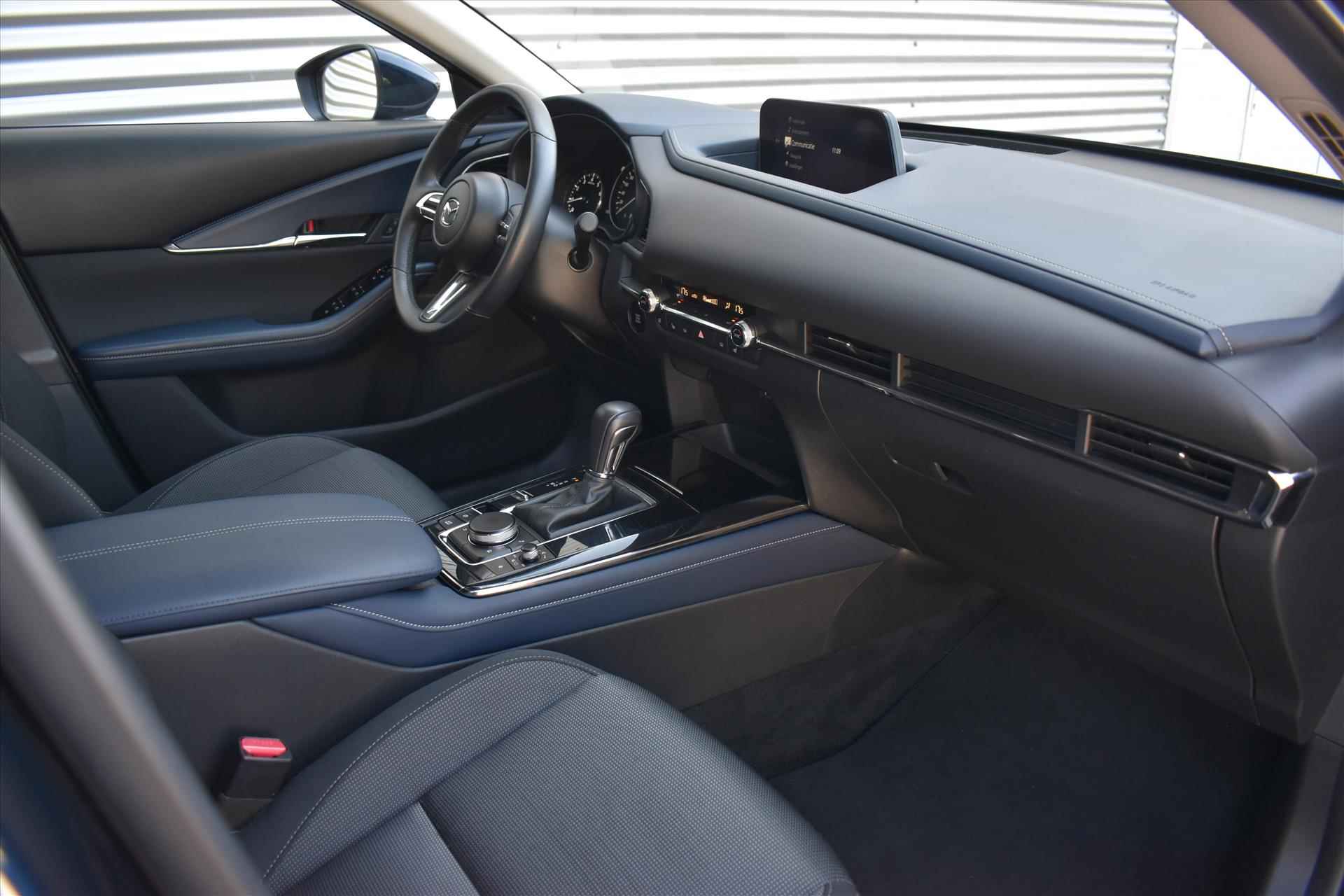 Mazda Cx-30 Skyactiv-X 180pk Comfort Automaat | 1e eig. | 100% Dealeronderhouden | NL Auto | Carplay | Incl. BOVAG garantie & beurt etc.. - 6/26