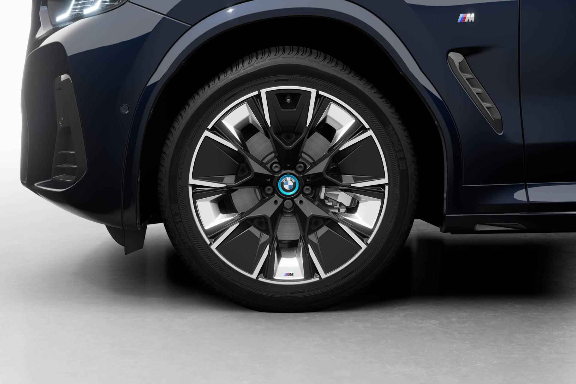 BMW iX3 High Executive Edition | Shadow Line Pack - 10/21