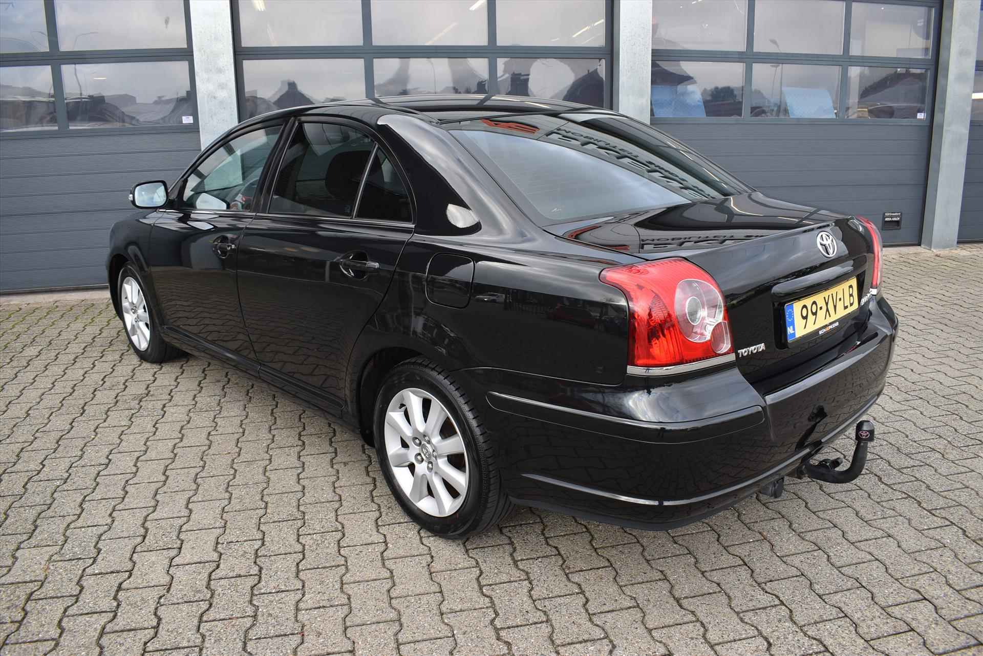 TOYOTA Avensis 1.8 16V VVT-I Automaat Luna - 3/30