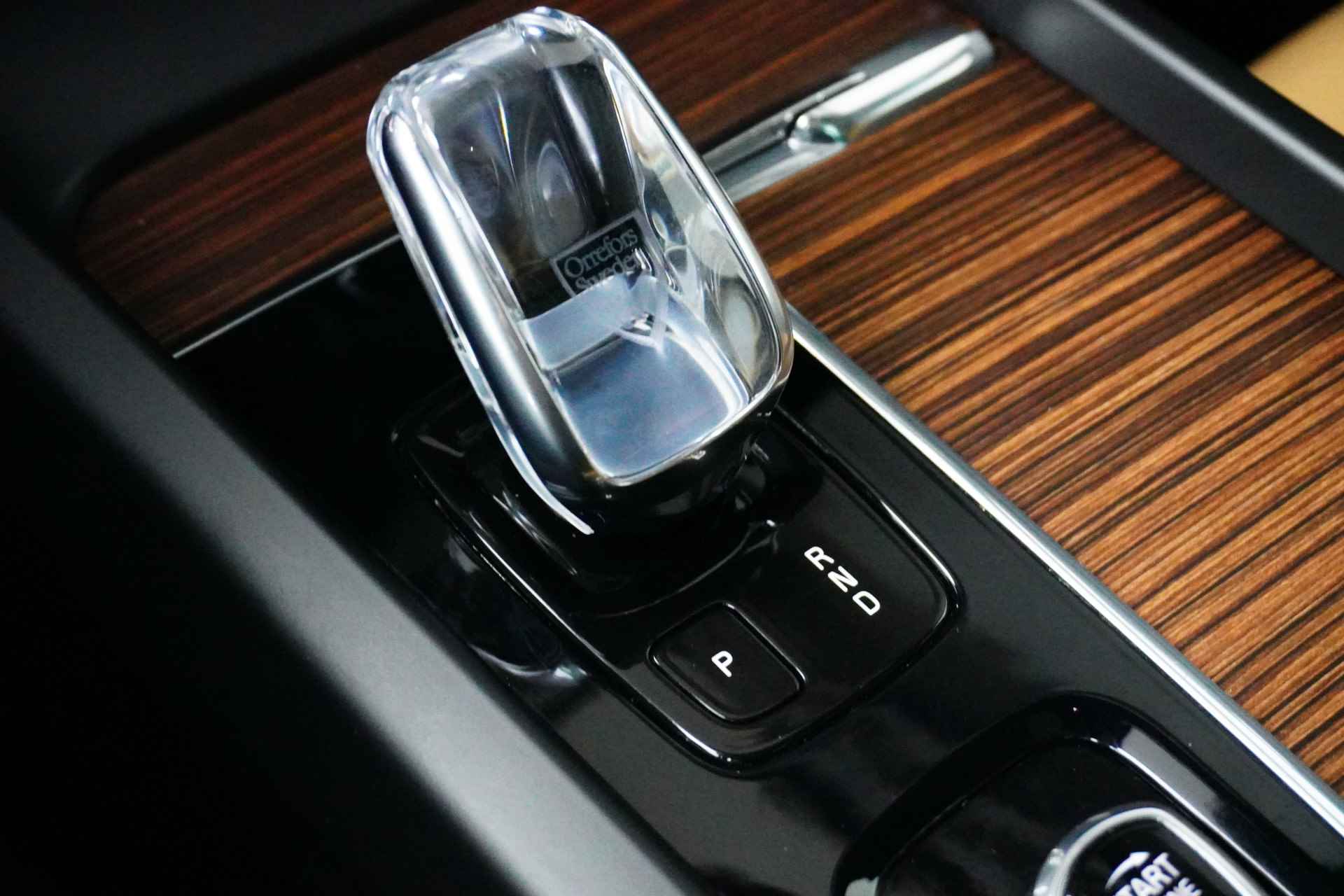 Volvo XC60 T6 AWD Inscription | Adaptive Cruise | Stoelventilatie | Panoramadak | Nappaleder | BLIS | 20 Inch - 24/31