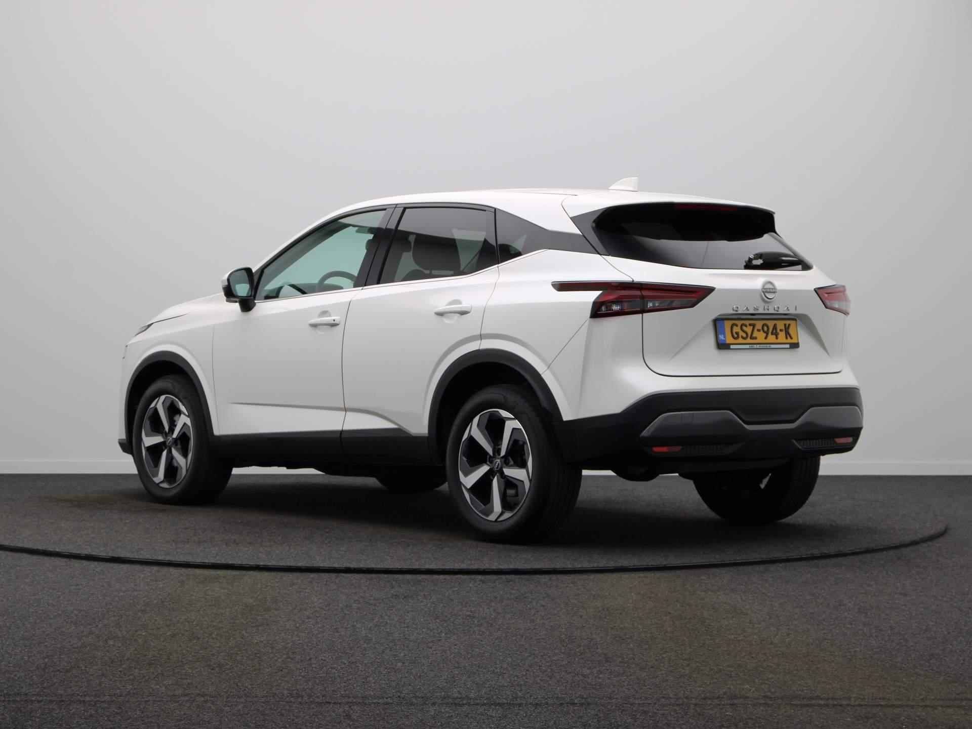 Nissan Qashqai 158pk MHEV Xtronic N-Connecta | Stoel & Stuurverwarming | Voorruitverwarming | 360 graden camera | Apple Carplay/ Android Auto | - 2/46