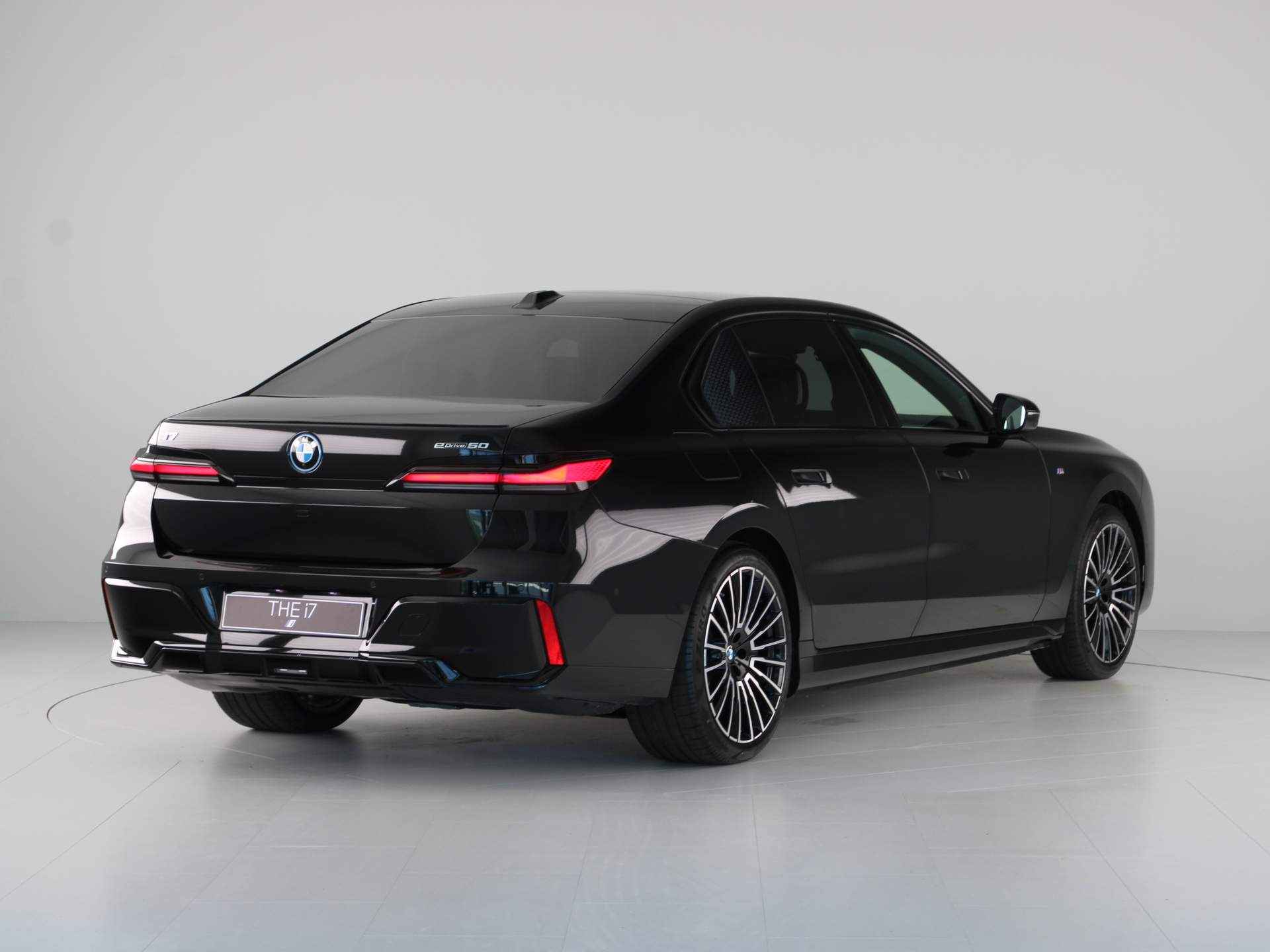 BMW i7 eDrive50 M-Sport Pro - 10/28