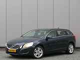 Volvo V60 T3 Momentum Navi / Bluetooth / Parkeersensoren voor en achter