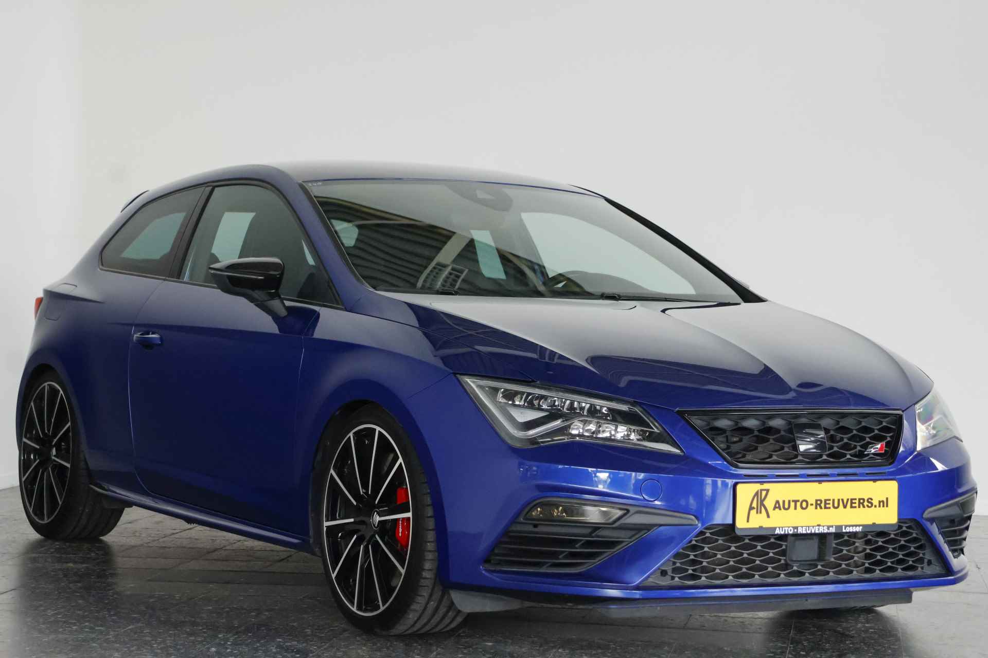 SEAT Leon SC 2.0 TSI CUPRA 300 / LED / Kuipstoelen / Cam / Navi / SeatSound - 4/25