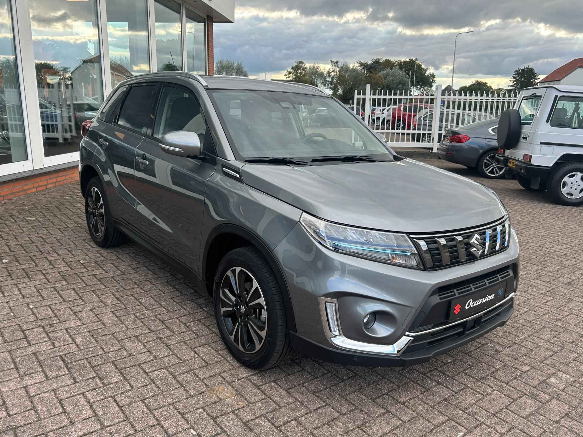 Suzuki Vitara 1.4 Boosterjet Style Smart Hybrid - Navi - Camera - PDC - 5/24