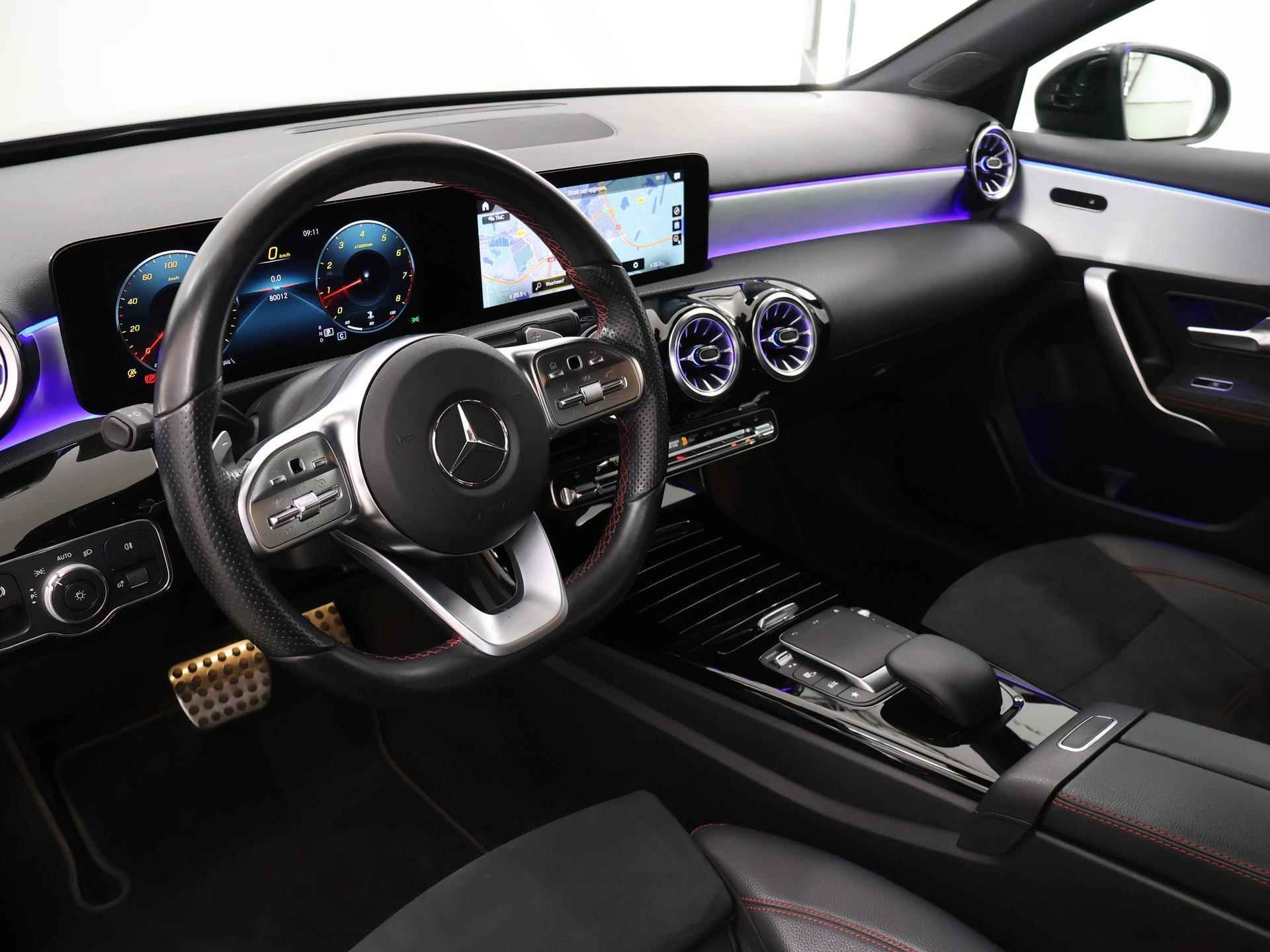 Mercedes-Benz A-klasse 180 Business Solution AMG Sfeerverlichting | AMG | Widescreen | Night pakket | - 8/42