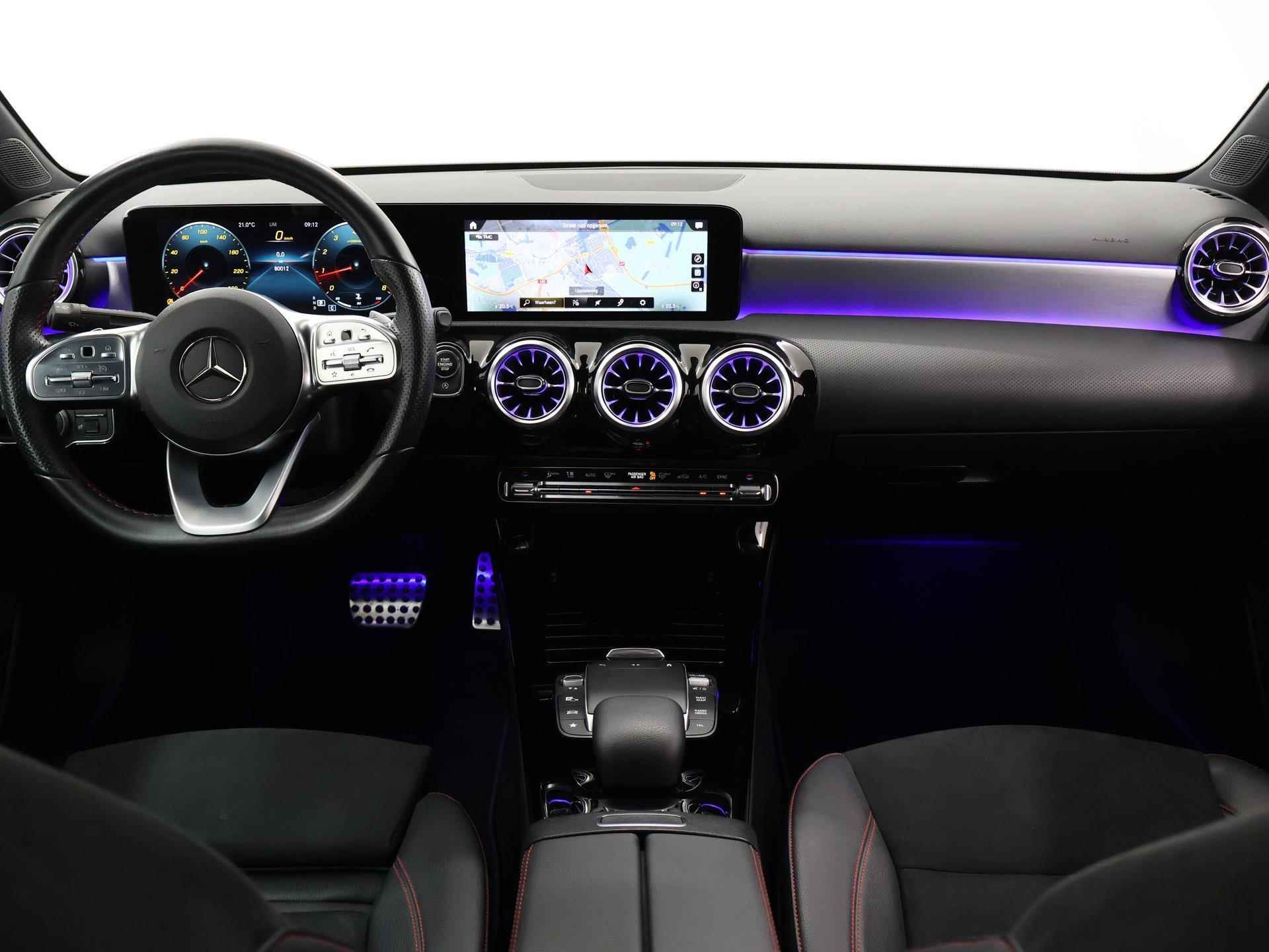 Mercedes-Benz A-klasse 180 Business Solution AMG Sfeerverlichting | AMG | Widescreen | Night pakket | - 9/42