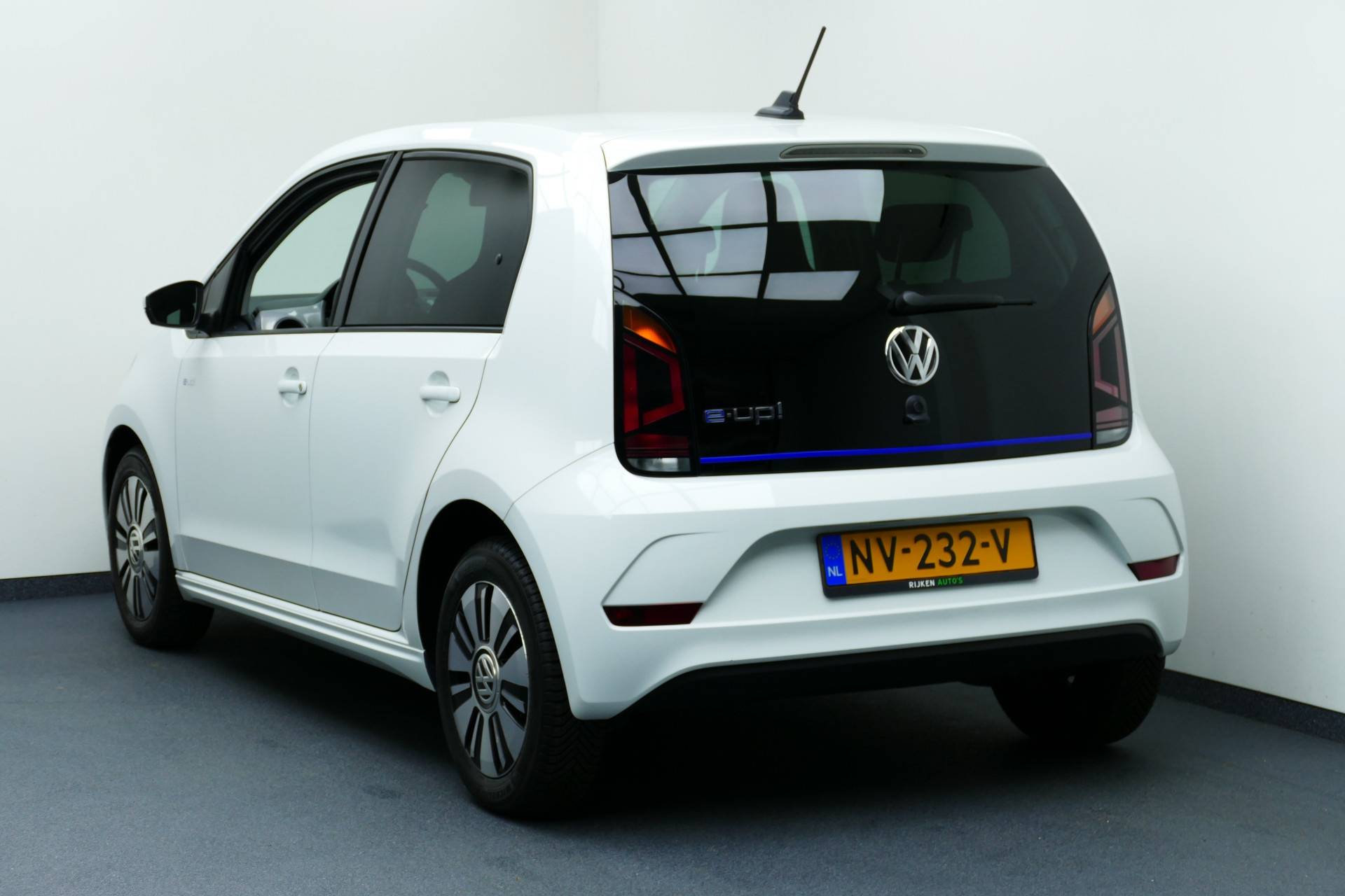 Volkswagen e-Up! e-up! Clima, Led, Stoelverwarming, 15"LMV, Smartphonedock - 7/32