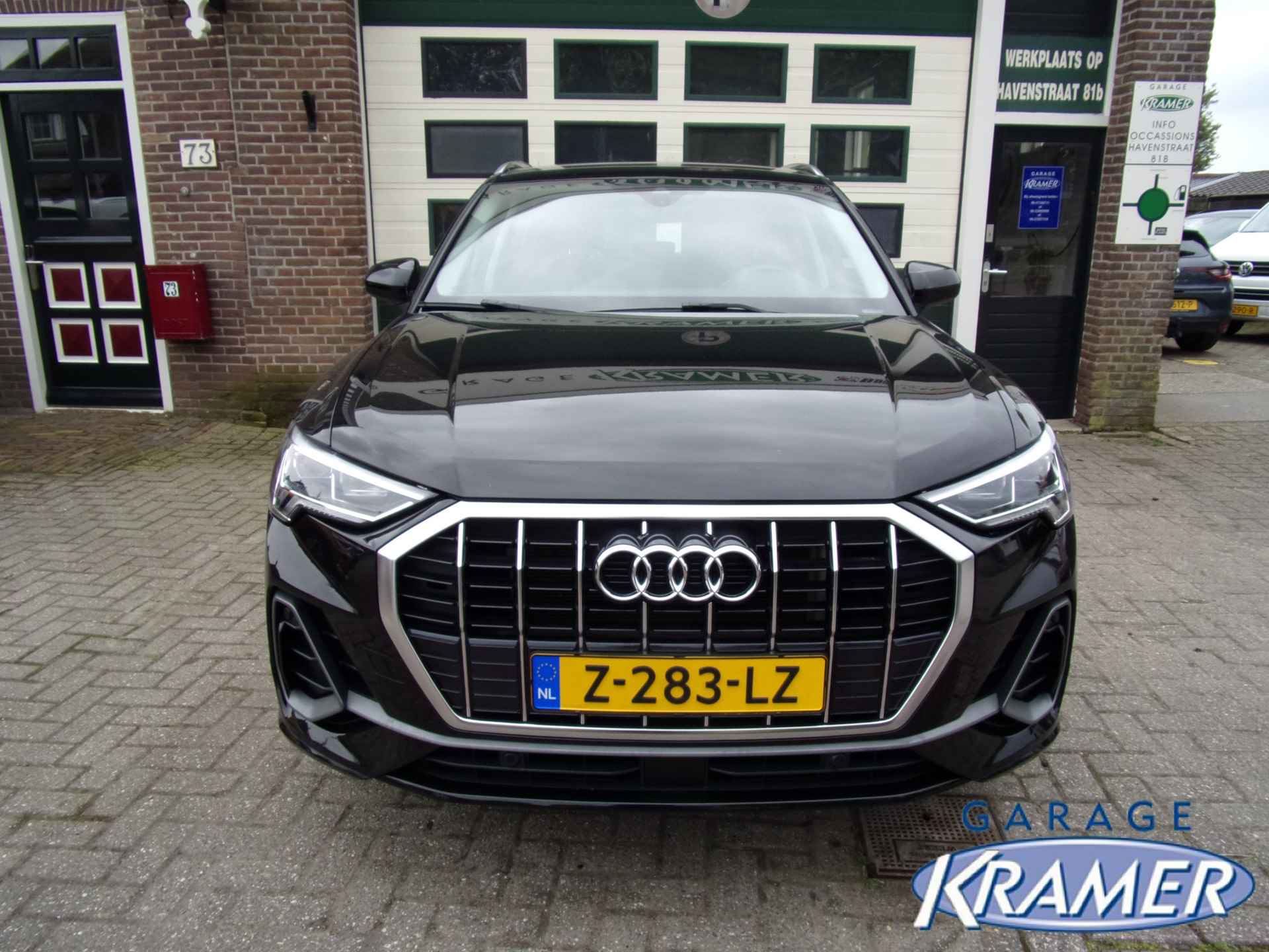 Audi Q3 45 TFSI e S edition / S-Line - 2/35