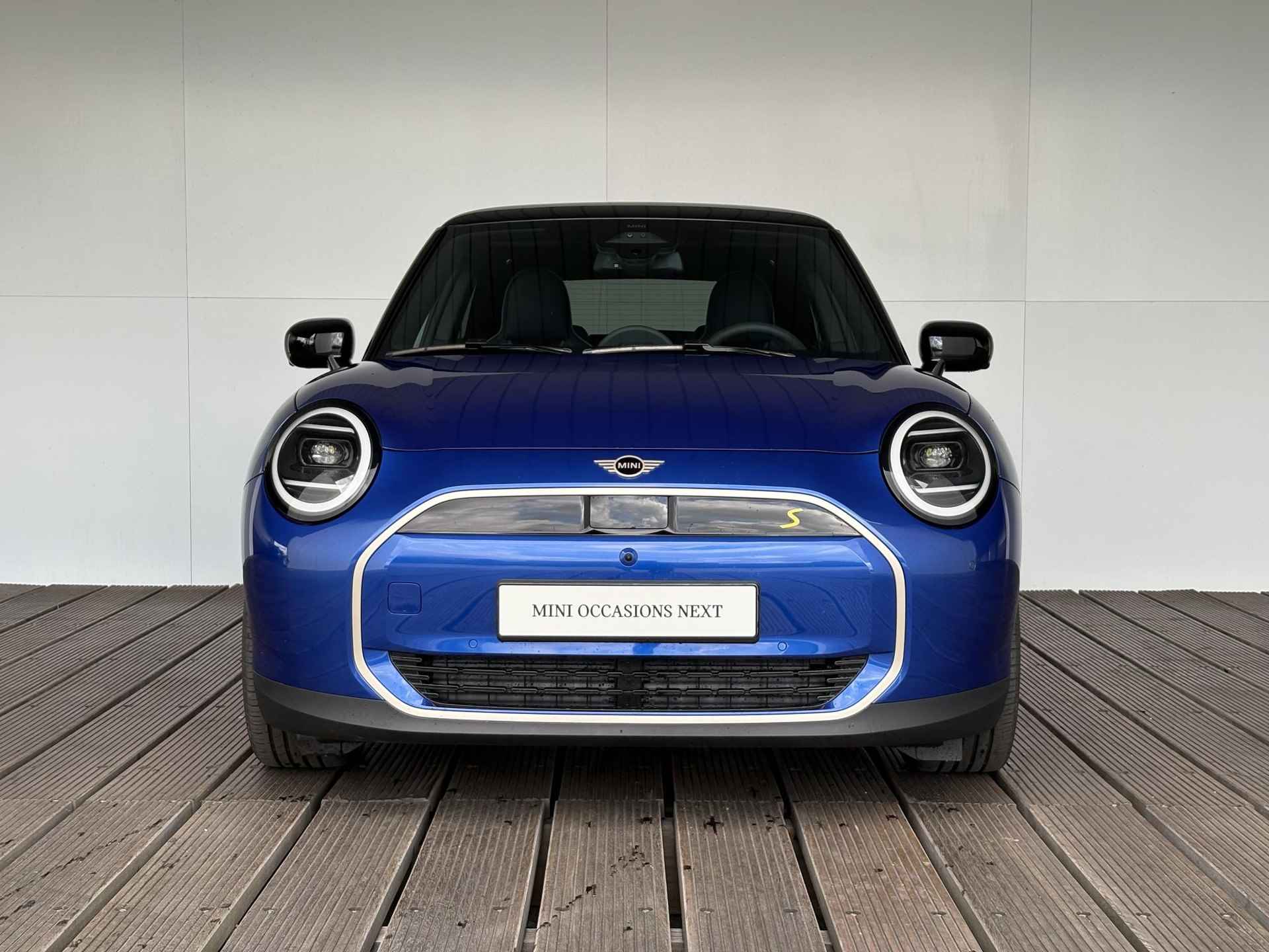 MINI 3-deurs Cooper SE Favoured + XL pakket - 3/25