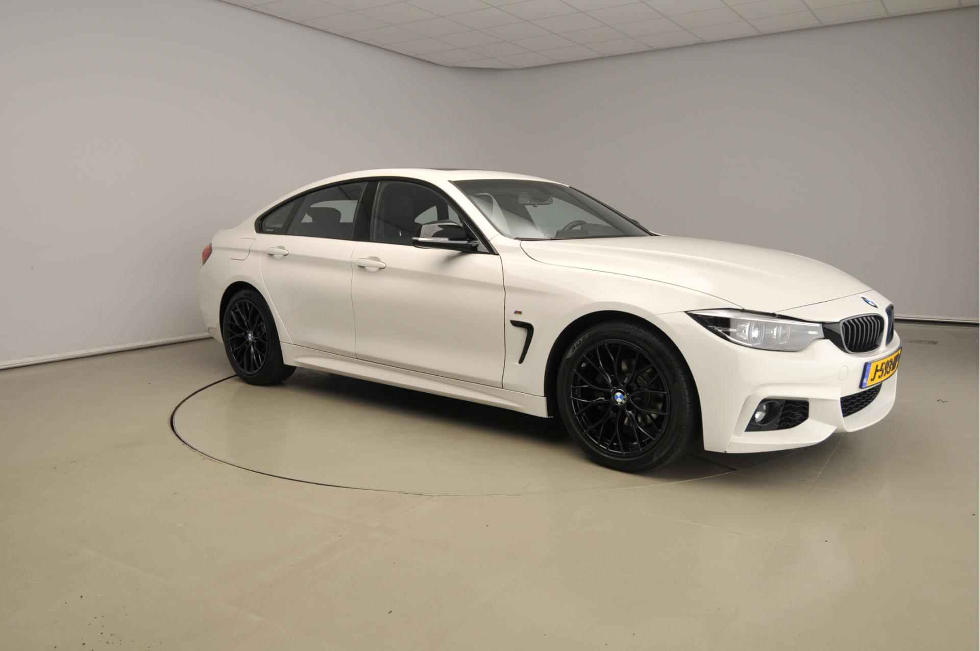 BMW 4 Serie Gran Coupe 418i |M-Sportpakket | LED | Leder | Navigatie | Schuifdak | Elektr. zetels | DAB | Harman-kardon sound | Alu19 inch | Showroom Sale - 8/45