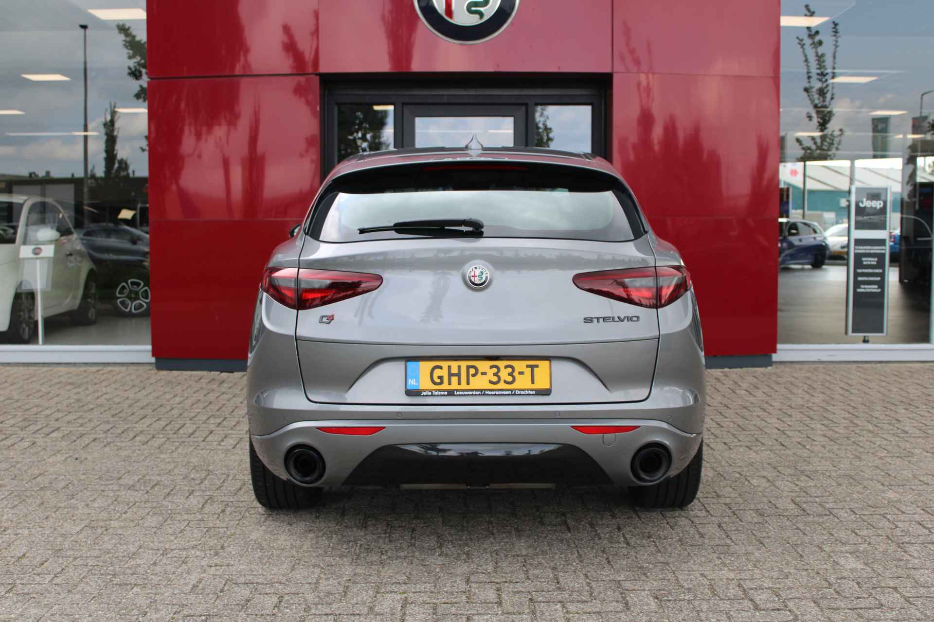 Alfa Romeo Stelvio 2.0 T AWD Veloce - 8/34