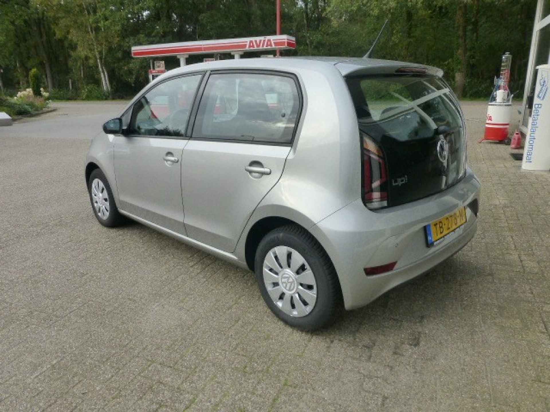 VOLKSWAGEN Up 1.0 BMT MOVE UP!, Airco, DAB radio, Cruise, Camera, PDC - 4/39