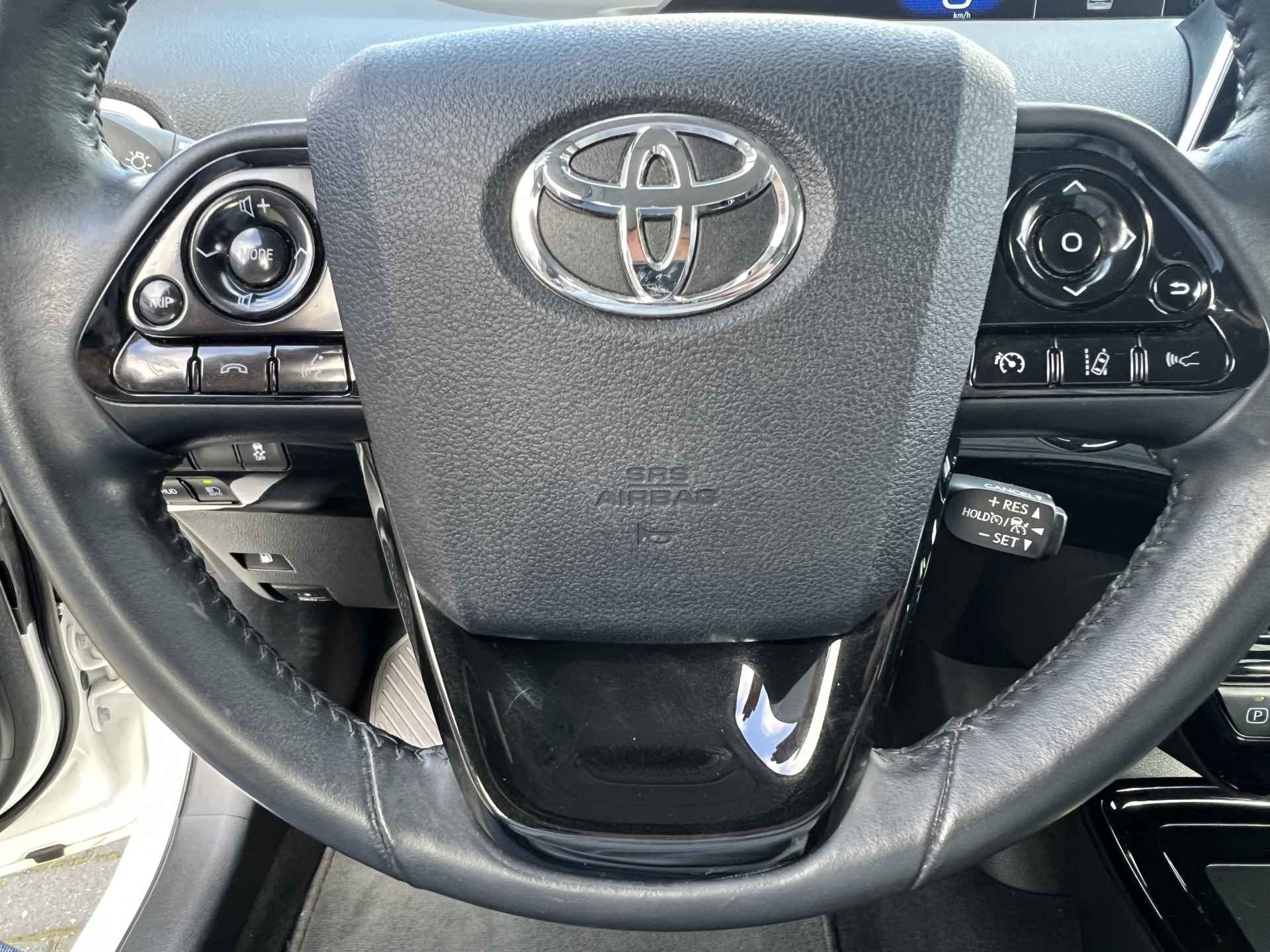 Toyota Prius 1.8 Dynamic |Apple Carplay/Android Auto | 10 jr GARANTIE | Rijklaar!! - 32/45