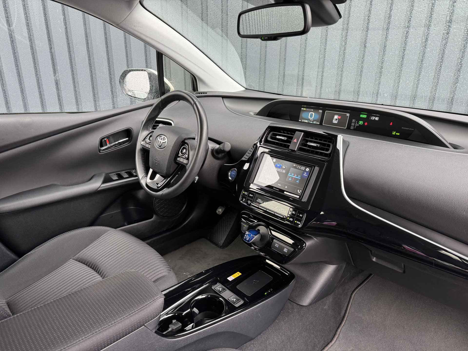 Toyota Prius 1.8 Dynamic |Apple Carplay/Android Auto | 10 jr GARANTIE | Rijklaar!! - 4/45
