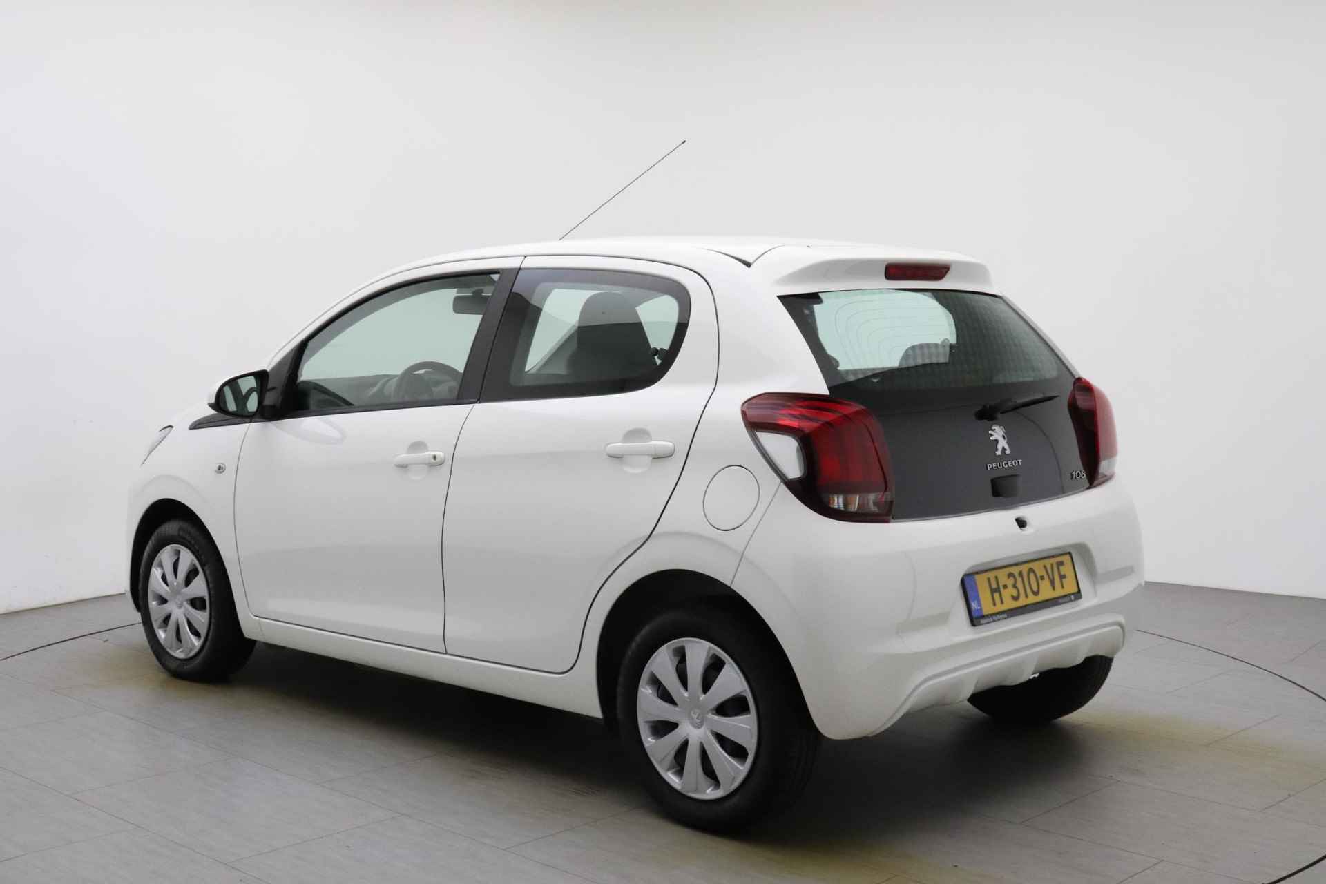 Peugeot 108 1.0 e-VTi Active 72 PK | 5-deurs | Airco | Elektrische ramen | Bluetooth | Radio | Stuurwielbediening | Speed limiter | Voorraad - 8/25