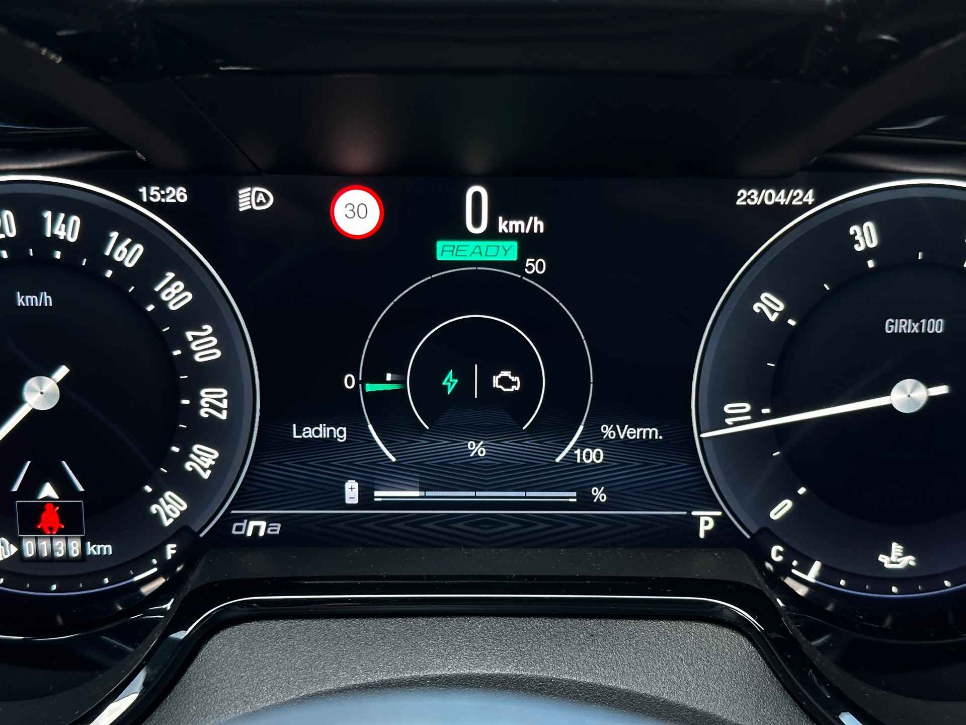 Alfa Romeo TONALE 1.5T Hybrid Edizione Speciale|RIJKLAAR|20 inch|Stoel/Stuur verw|Carplay|Camera|Alcantara - 22/36