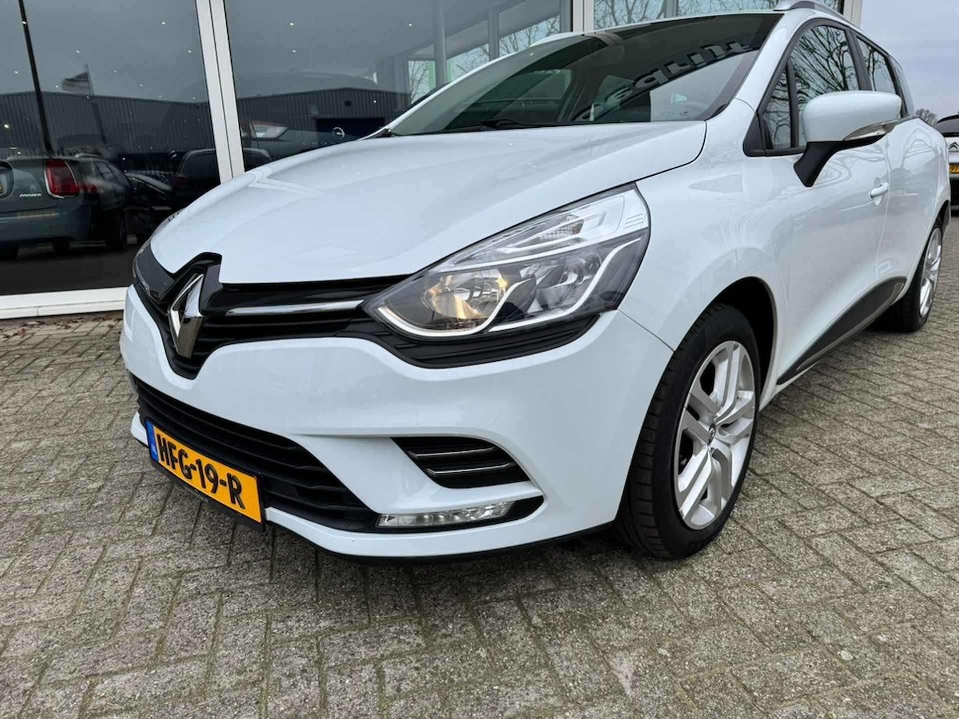 RENAULT Clio 0.9 TCE ZEN ALL IN PRIJS - 4/21