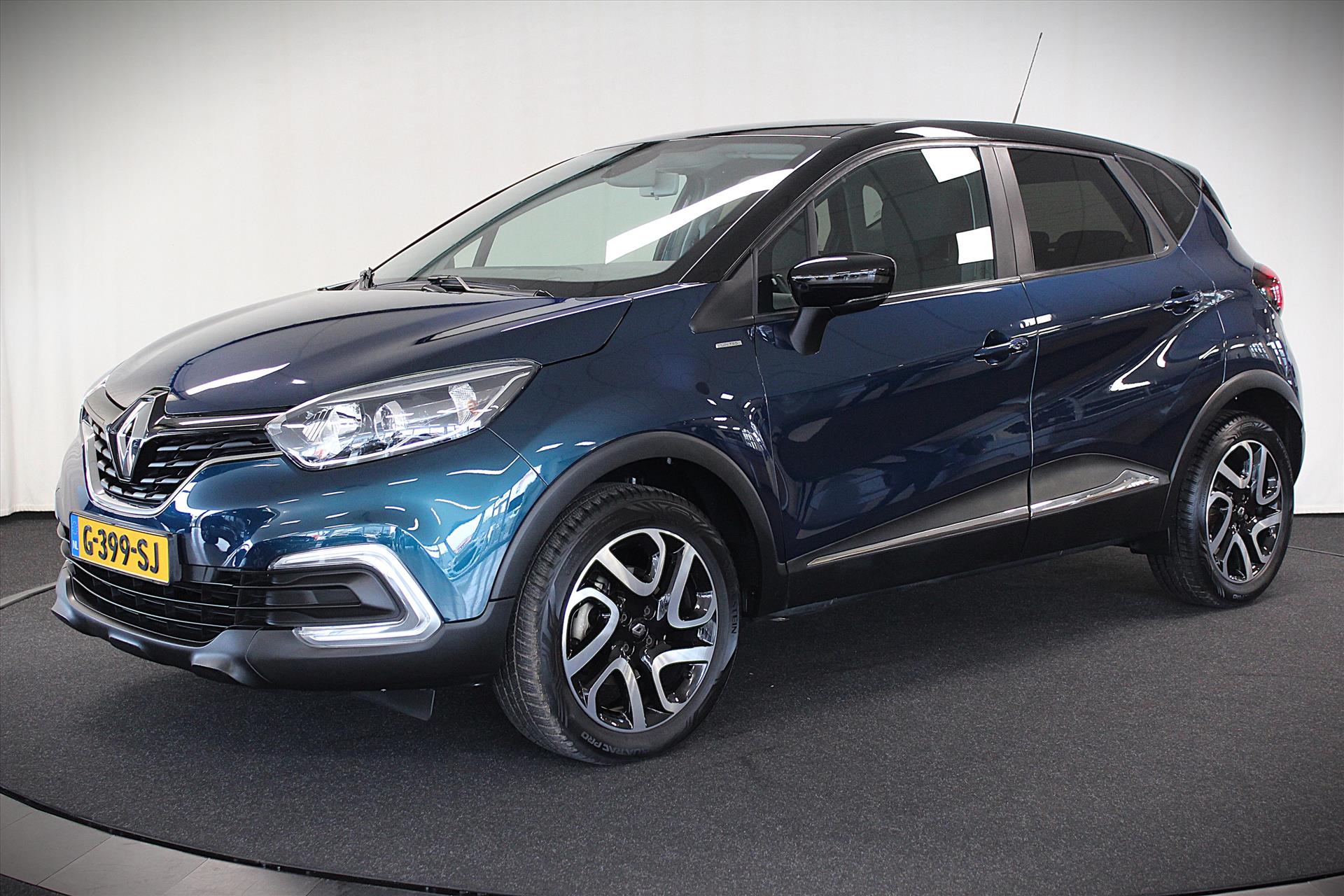 RENAULT Captur TCe 130pk Intens