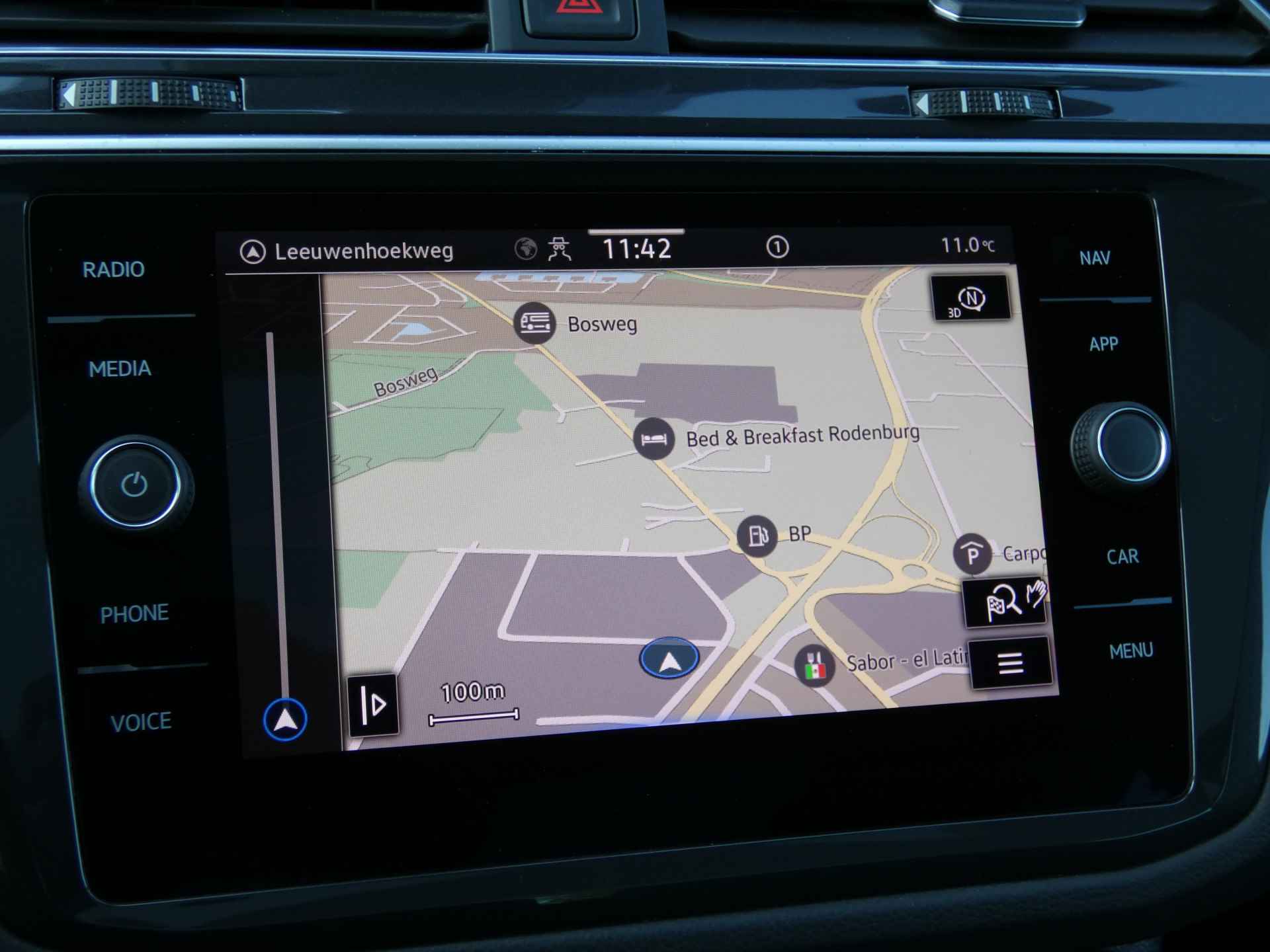 Volkswagen Tiguan 1.4 TSI eHybrid Business DSG Automaat | Camera | Navigatie | Panoramadak - 27/49