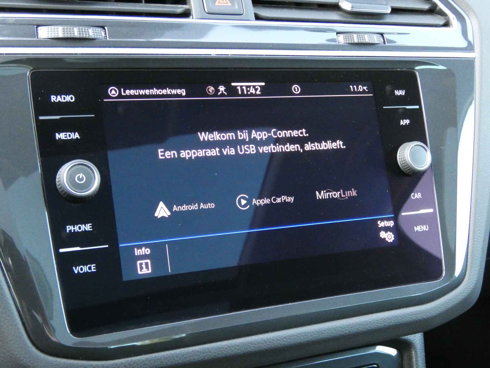 Volkswagen Tiguan 1.4 TSI eHybrid Business DSG Automaat | Camera | Navigatie | Panoramadak - 30/49