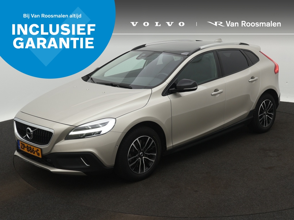 Volvo V40 Cross Country 1.5 T3 Polar+ Luxury | Trekhaak | Panorama dak