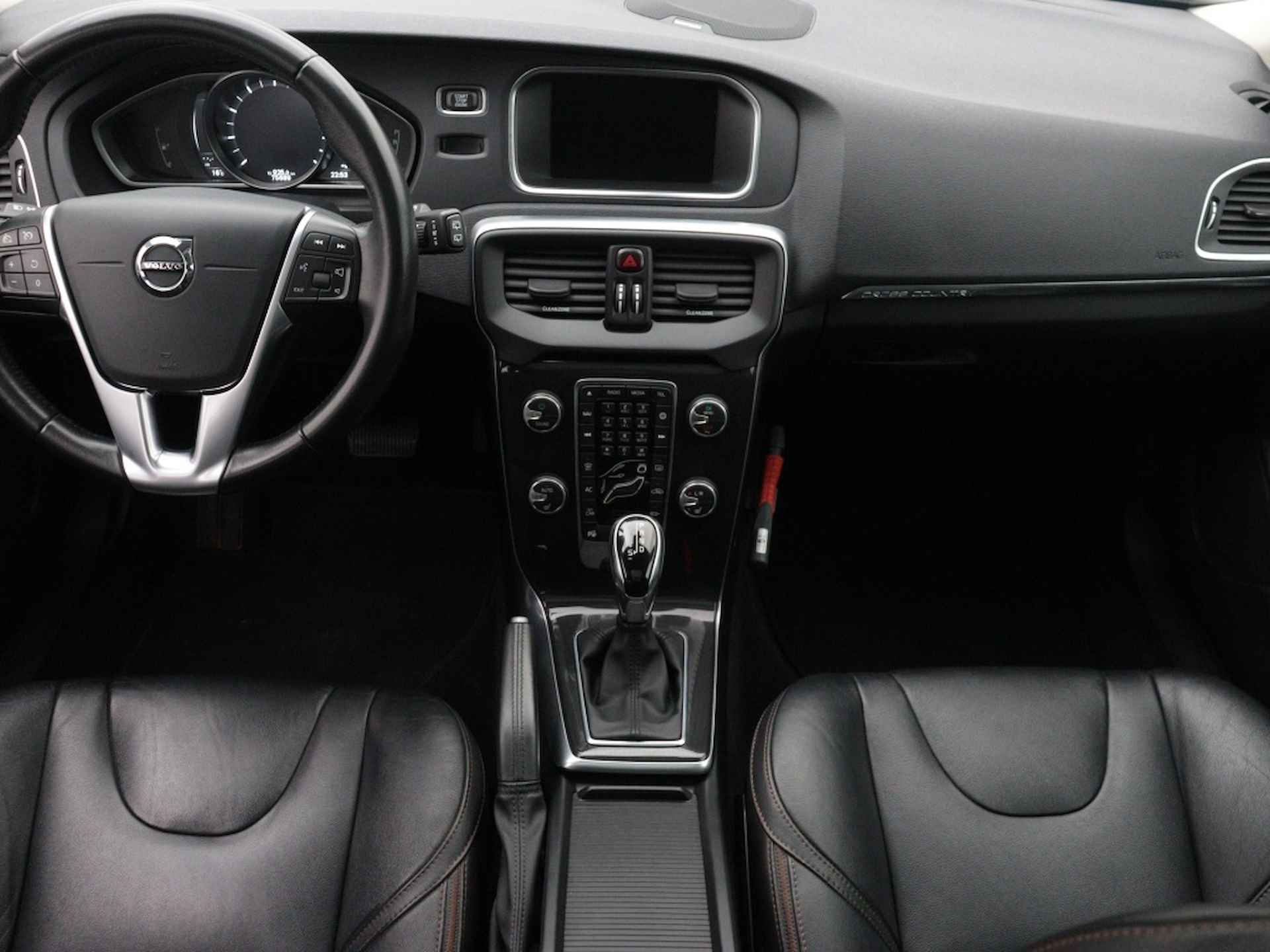 Volvo V40 Cross Country 1.5 T3 Polar+ Luxury | Trekhaak | Panorama dak - 6/31