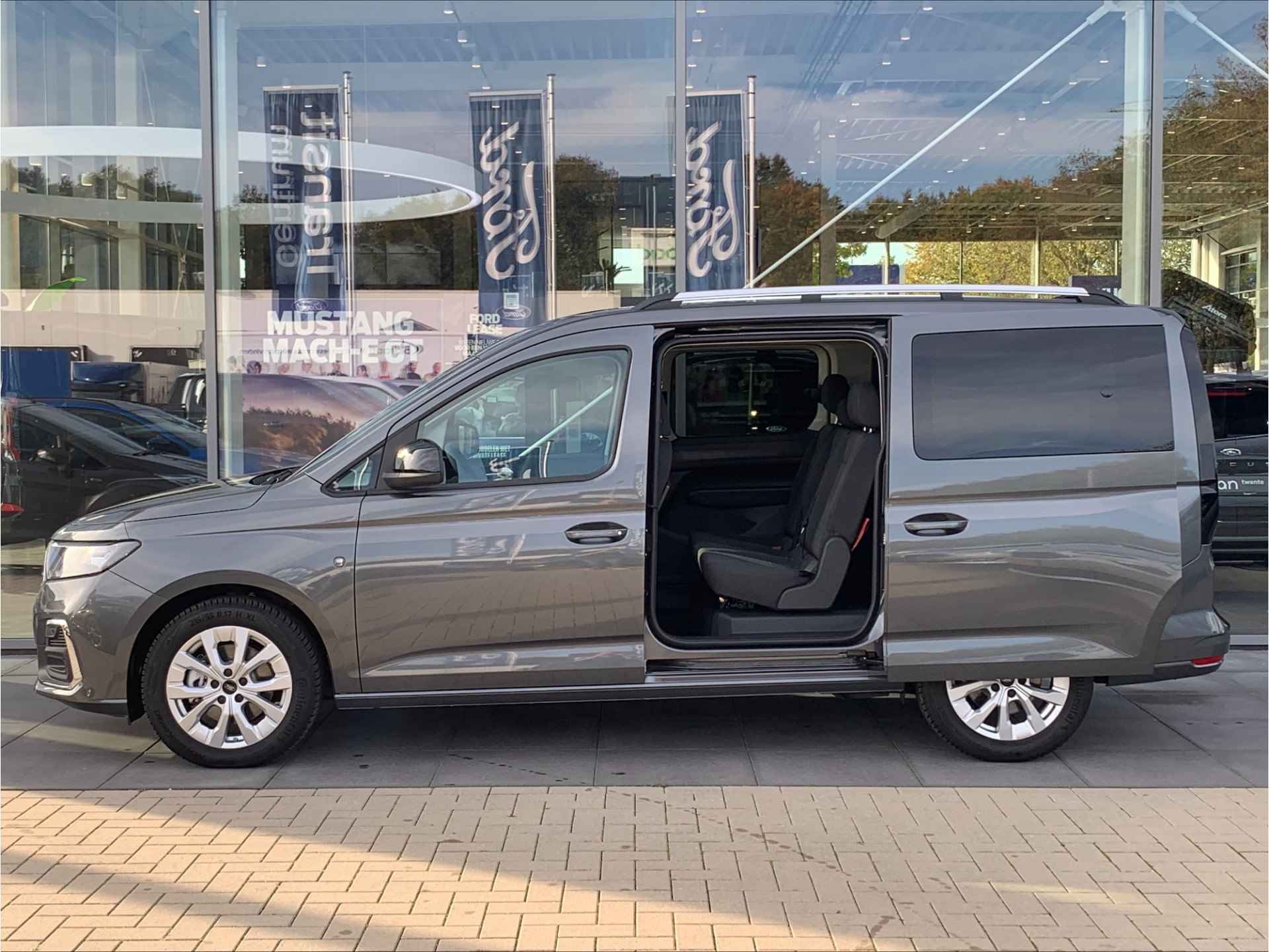 Ford Tourneo Connect L2 Titanium PHEV 150 PK Automaat | 7 Persoons | 119 KM Elektrisch | 2x schuifdeur | Navi | Climate Control | - 5/44