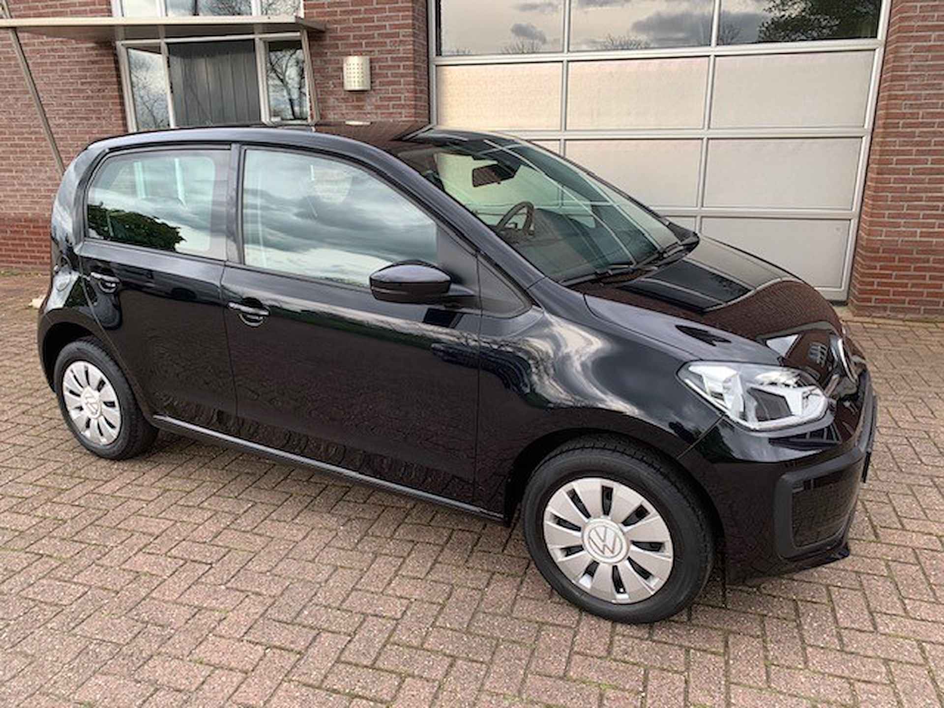 Volkswagen up! 1.0 BleuTooth ,Airco. DAB - 4/20