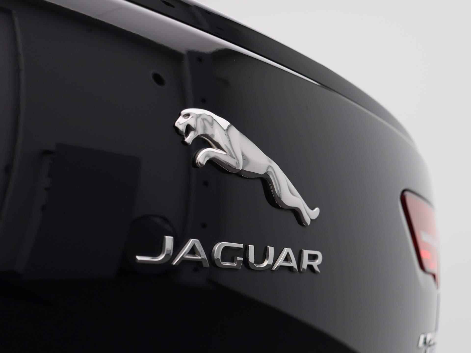 Jaguar I-PACE EV400 S 90 kWh | NAVIGATIE | LEDER | LED KOPLAMPEN | CLIMATE CONTROL | ACHTERUITRIJCAMERA | MERIDIDAN AUDIO | STOELVERWARMING | ELEKTRISCHE BESTUURDERSSTOEL MET GEHEUGEN | LANE ASSIST | - 39/47