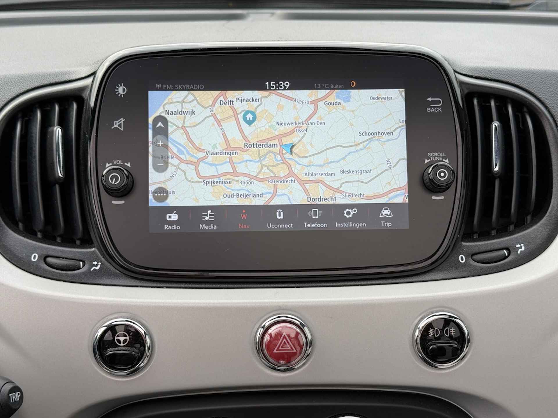 Fiat 500 C 1.0 Hybrid 70 PK Star | Navi | Carplay | Clima | Chrome | 16" - 11/17