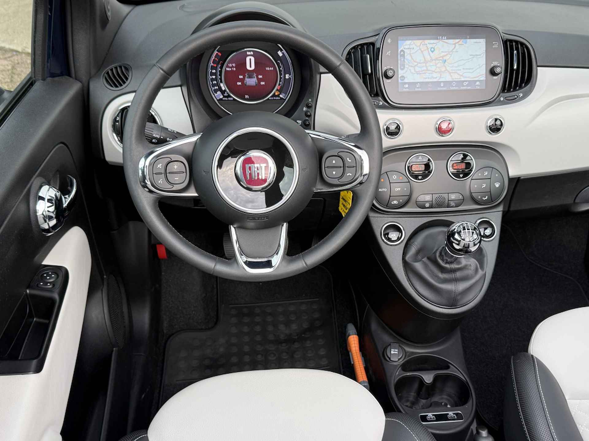 Fiat 500 C 1.0 Hybrid 70 PK Star | Navi | Carplay | Clima | Chrome | 16" - 9/17