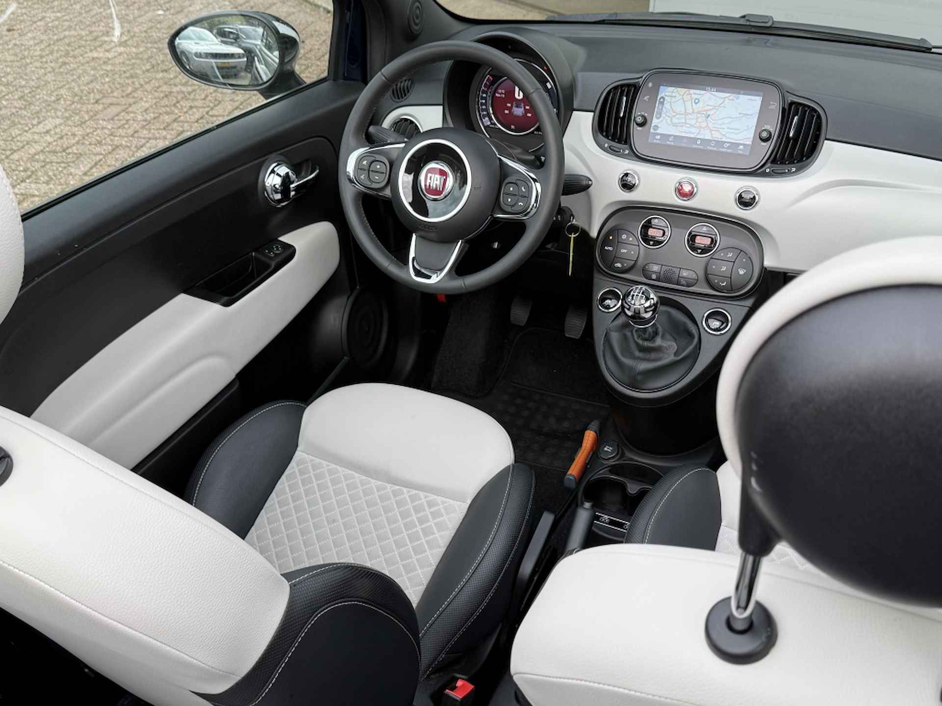 Fiat 500 C 1.0 Hybrid 70 PK Star | Navi | Carplay | Clima | Chrome | 16" - 8/17