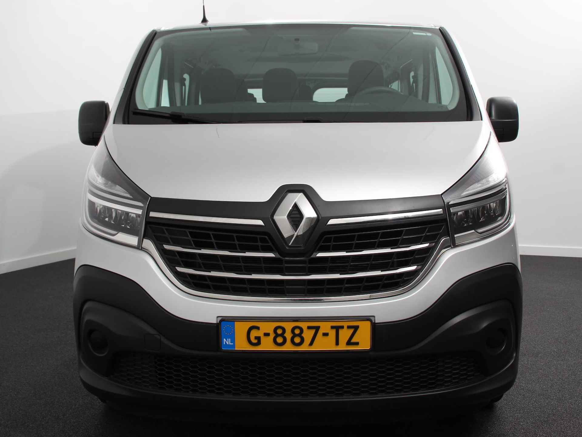 Renault Trafic Passenger 1.6 dCi Grand Life Energy 9 Persoons | | Airco | Bluetooth | Led | Parkeer sensoren - 4/24