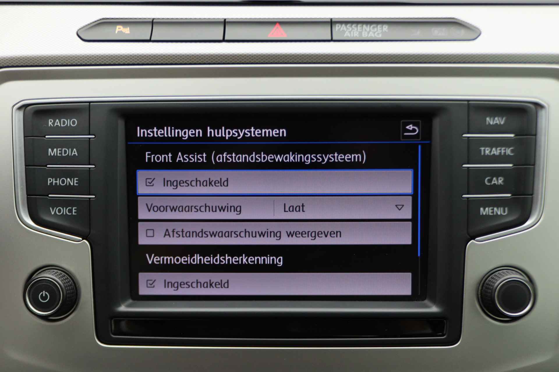 Volkswagen Passat Variant 1.4 TSI Comfortline LED, Climate, Cruise, Navigatie, ErgoComfort, PDC, DAB, Trekhaak - 39/45