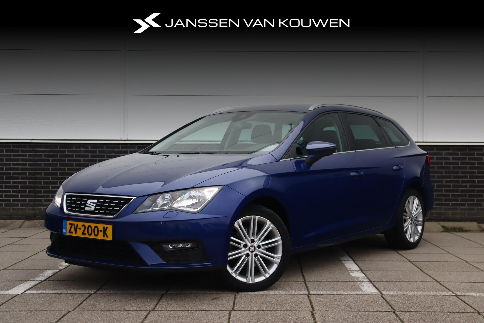 SEAT Leon ST 1.5 TSI Xcellence Business Intense *Leder * Stoelverwarming * Navi * Camera